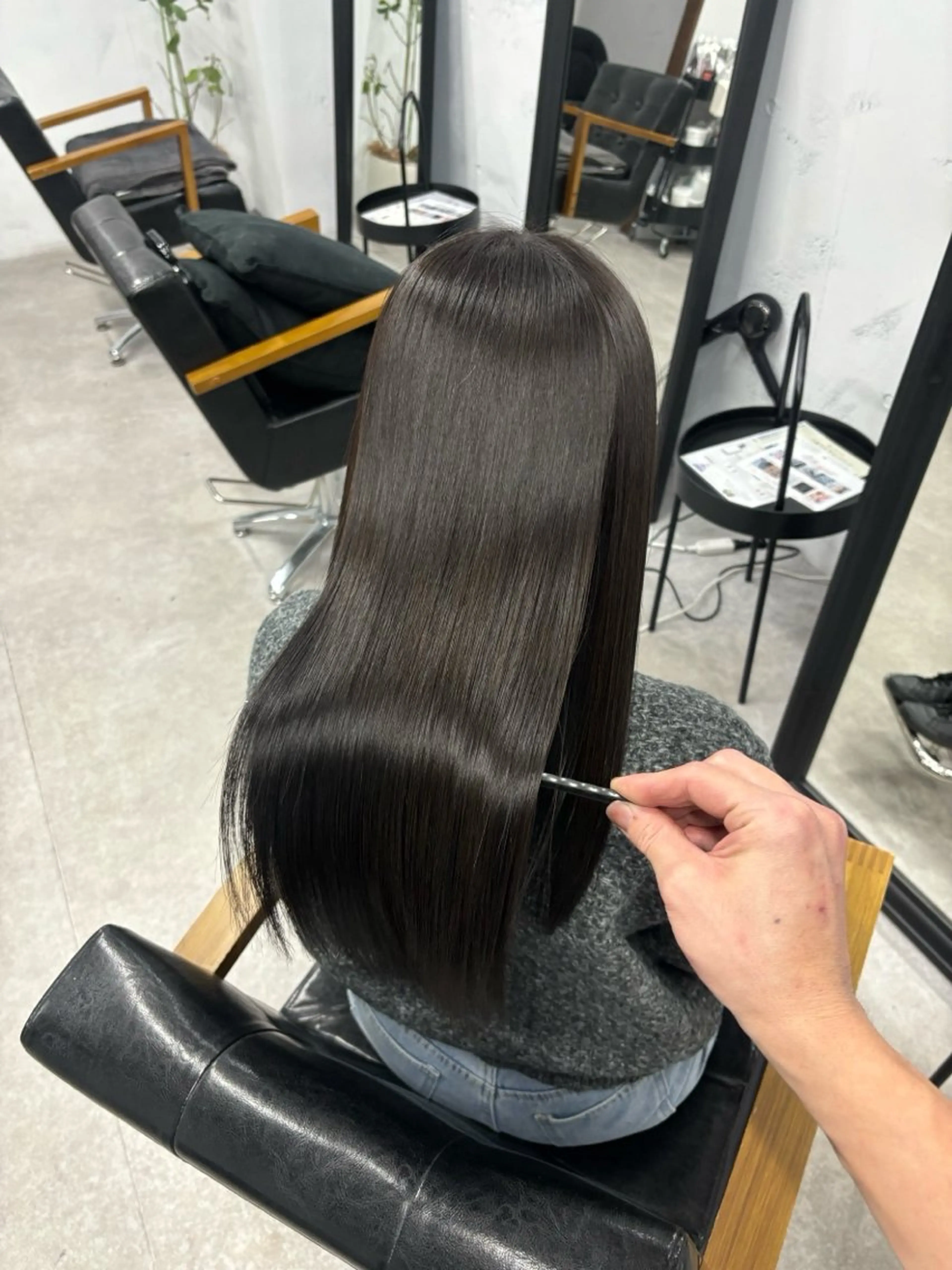 ロング 太田 すず香のヘアスタイル