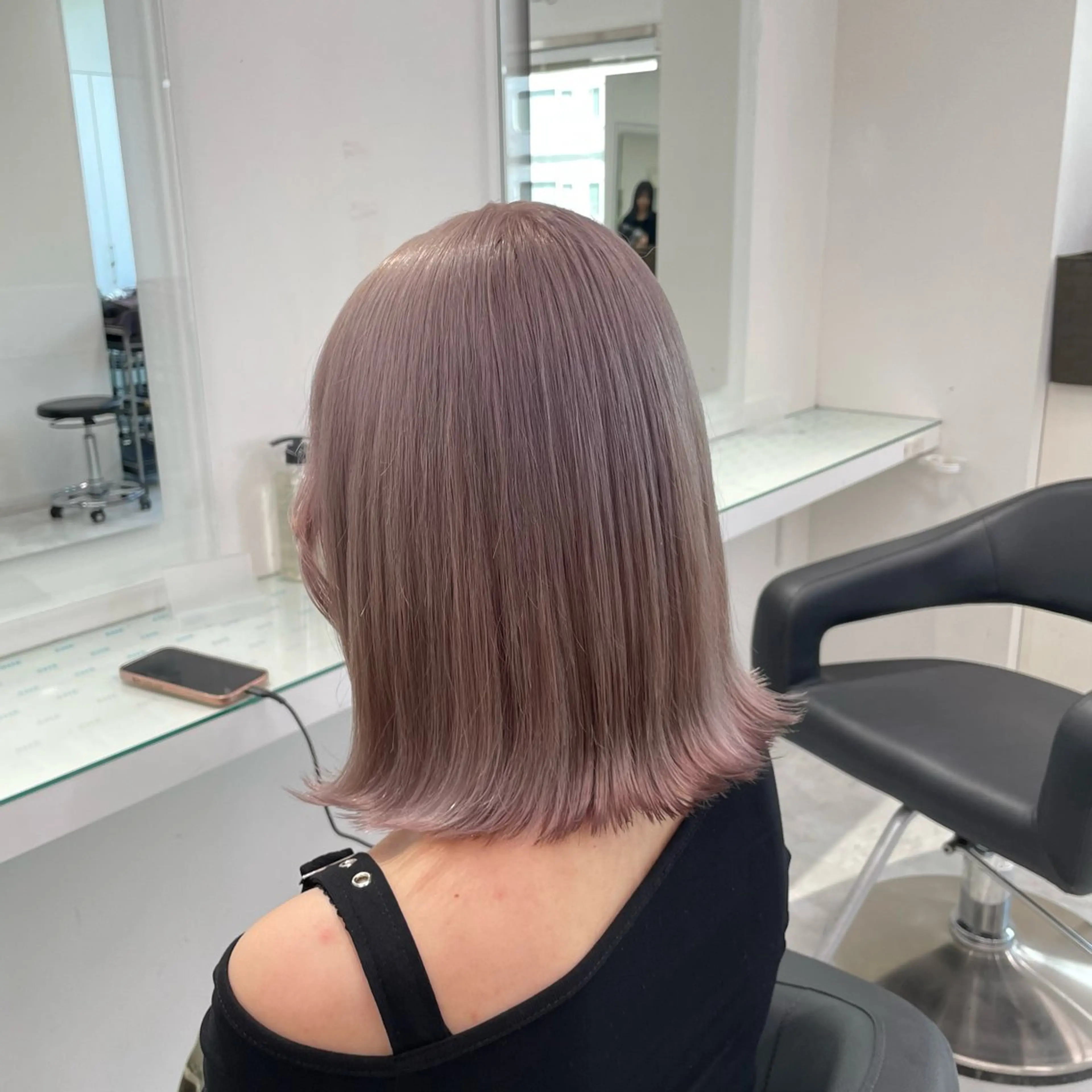 ミディアム カラー ヘアアレンジ ヘアカラー トリートメント ヘッドスパ ヘアセット ハイトーン艶カラー 🤍ゆうひのヘアスタイル