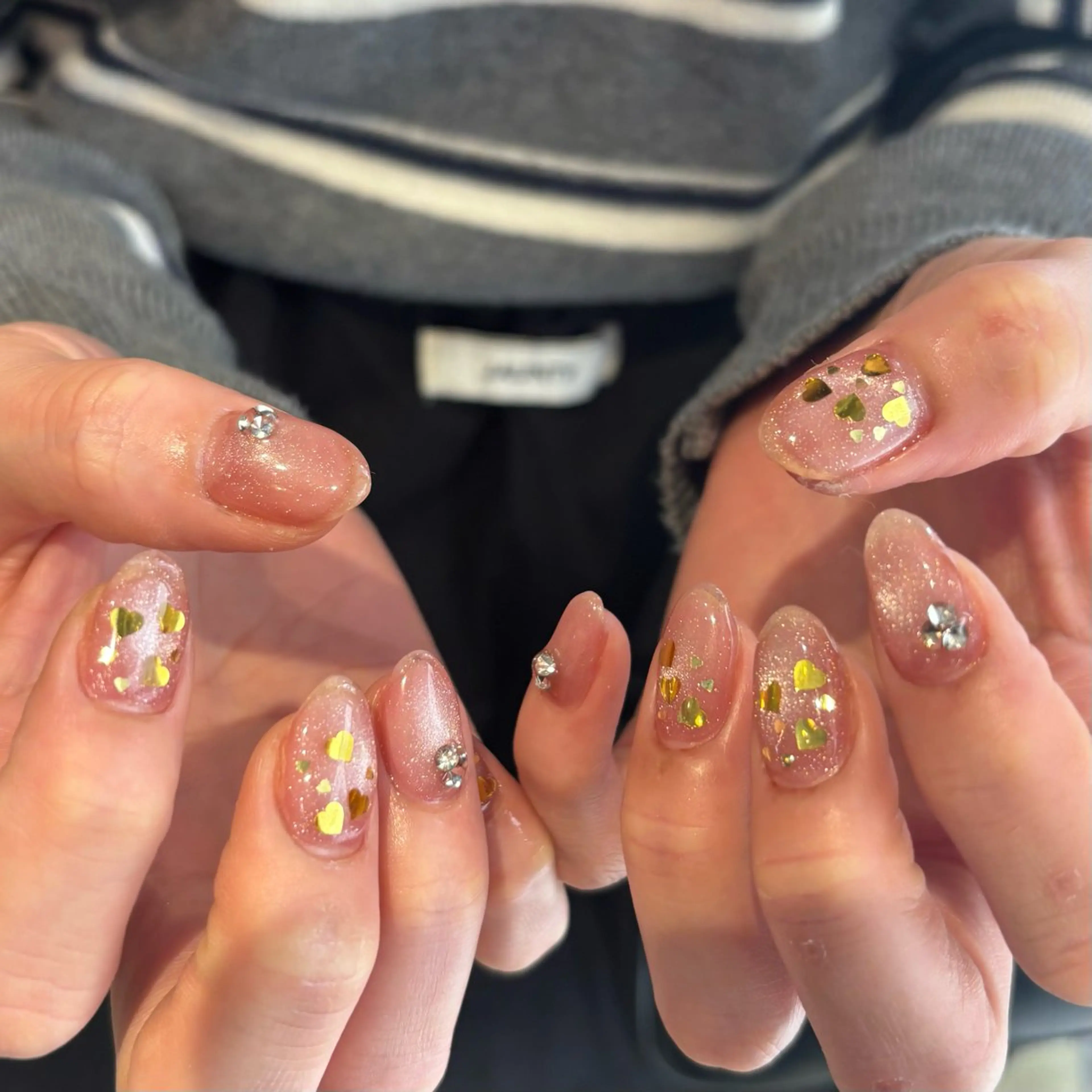 ネイル ハンドネイル 石川 萌香のネイルデザイン