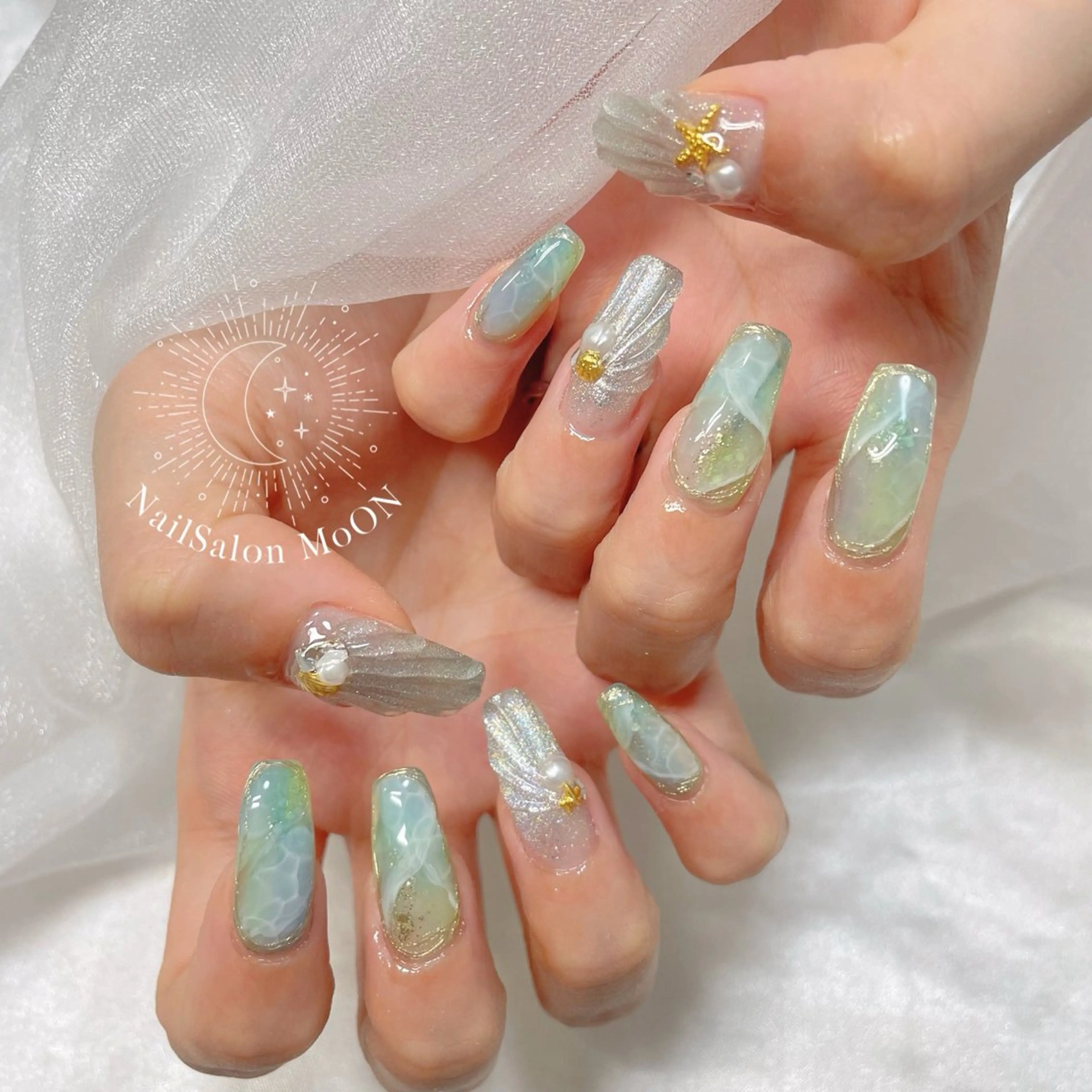 ネイル ハンドネイル ハンドケア MoON...❤︎ MeGuのネイルデザイン