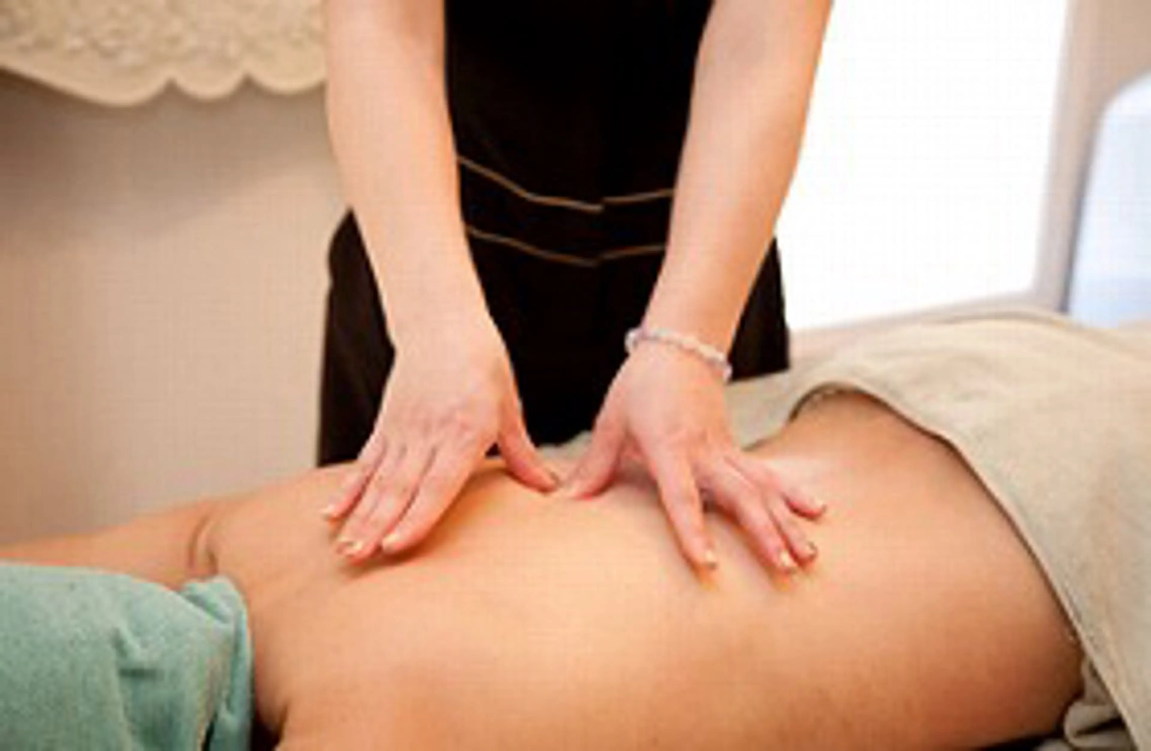 エステ リラク イーリバイブ新宿東口店所属・アールグループ代表 さいとうりえのエステ・リラクイメージ