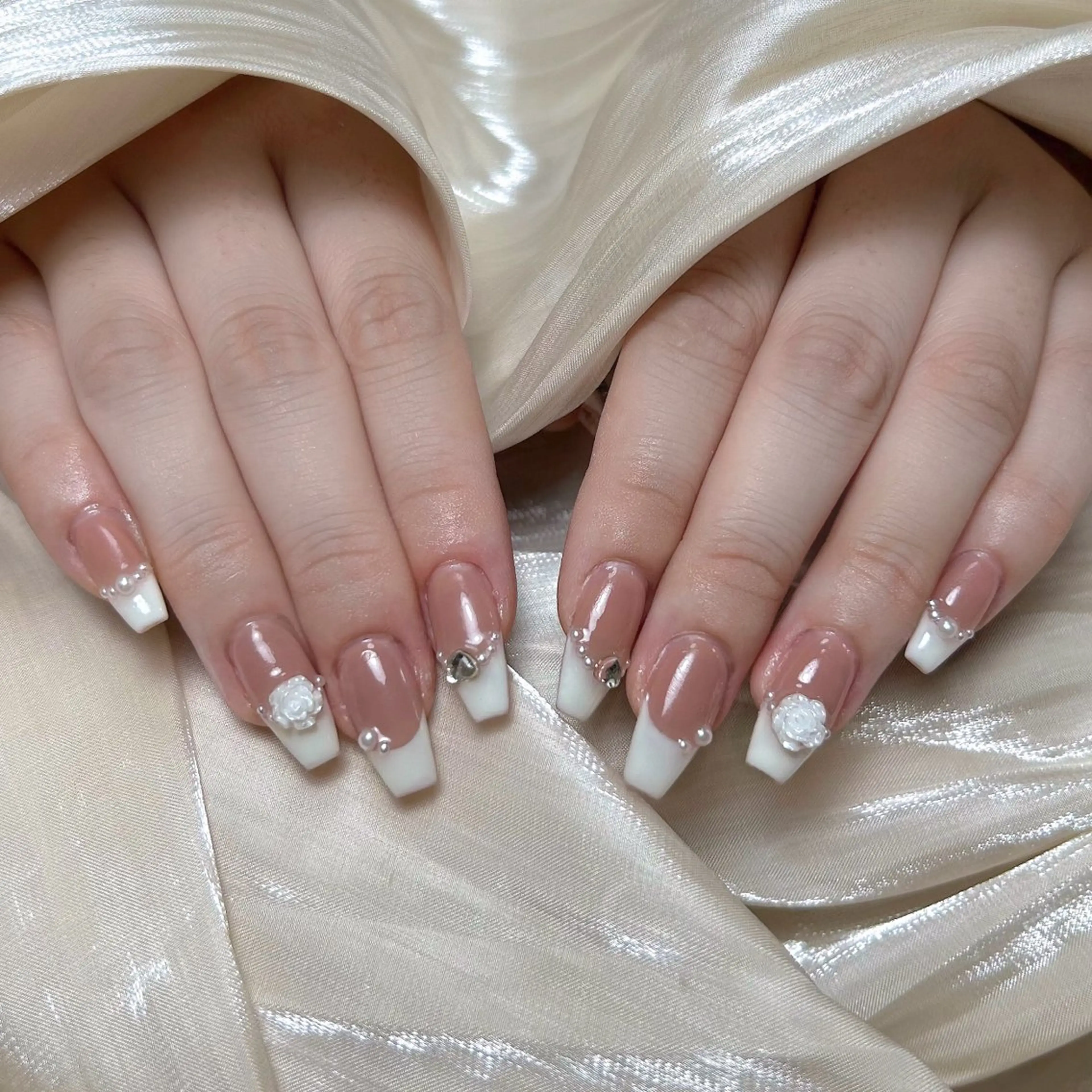 ネイル Maggie Nail🦩のネイルデザイン