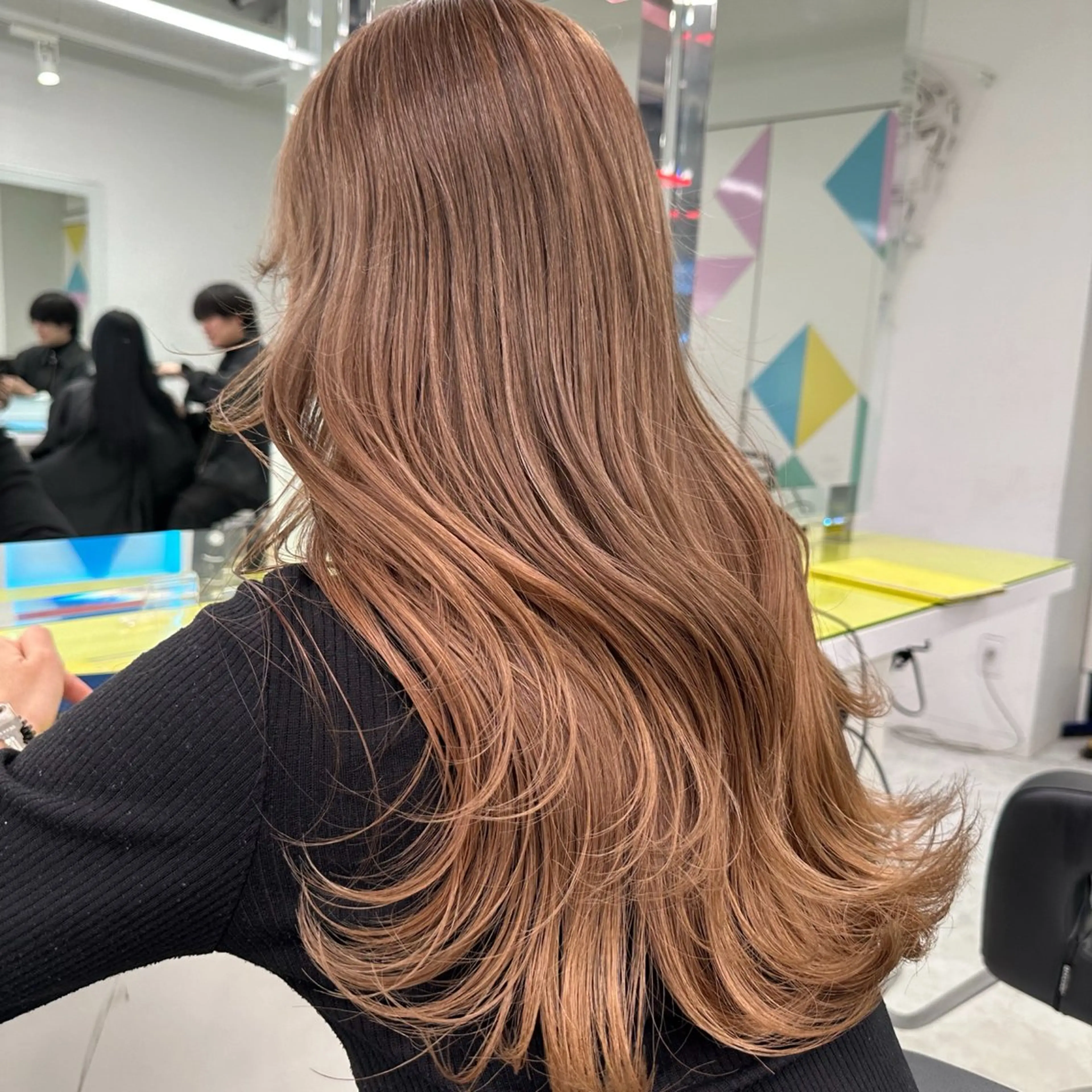 ロング カラー ベージュカラー 韓国風ヘア レイヤーカット ヘアカラー トリートメント 渋谷/透明感カラー /半個室/こうめいのヘアスタイル