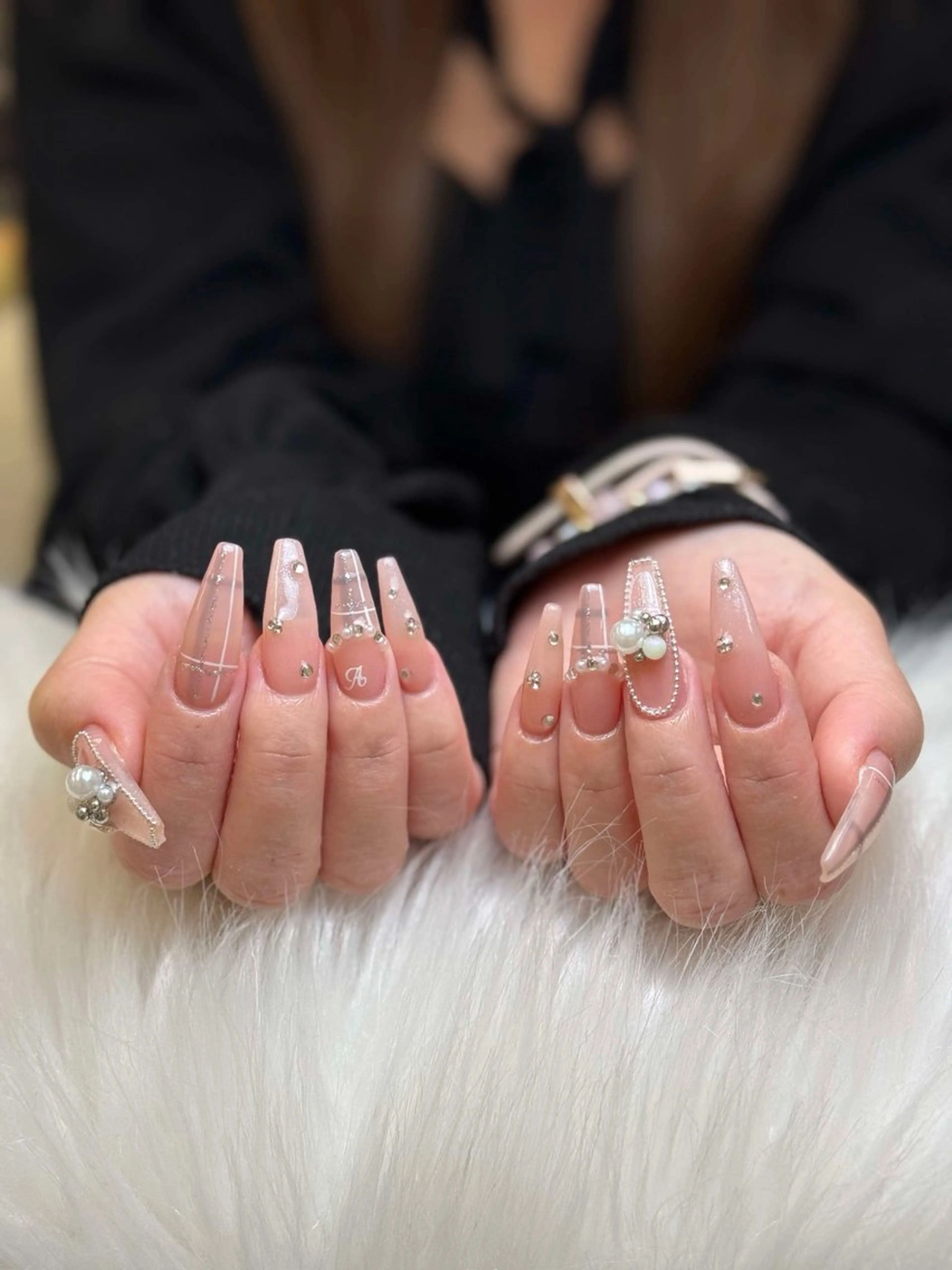 ネイル グラデーション キラキラネイル ワンカラーネイル 冬ネイル Jenn Nail Salonのネイルデザイン