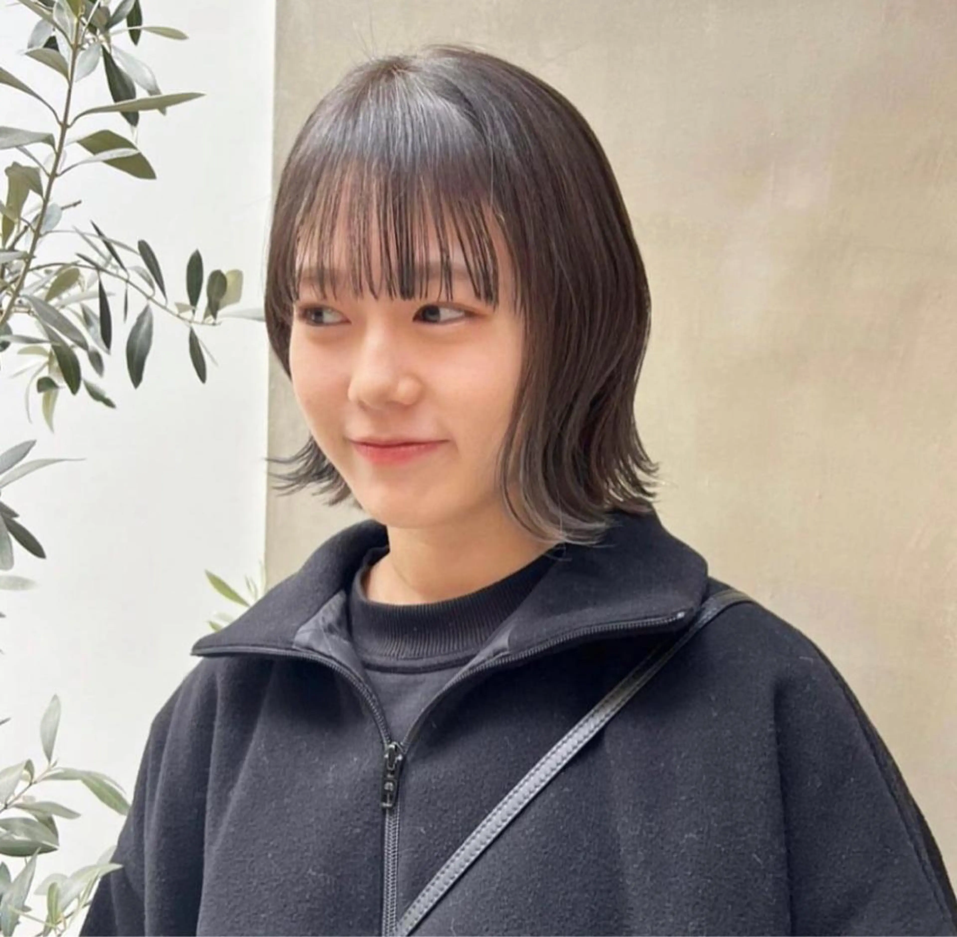 カラー shiomi H辻田 杏梨のヘアスタイル