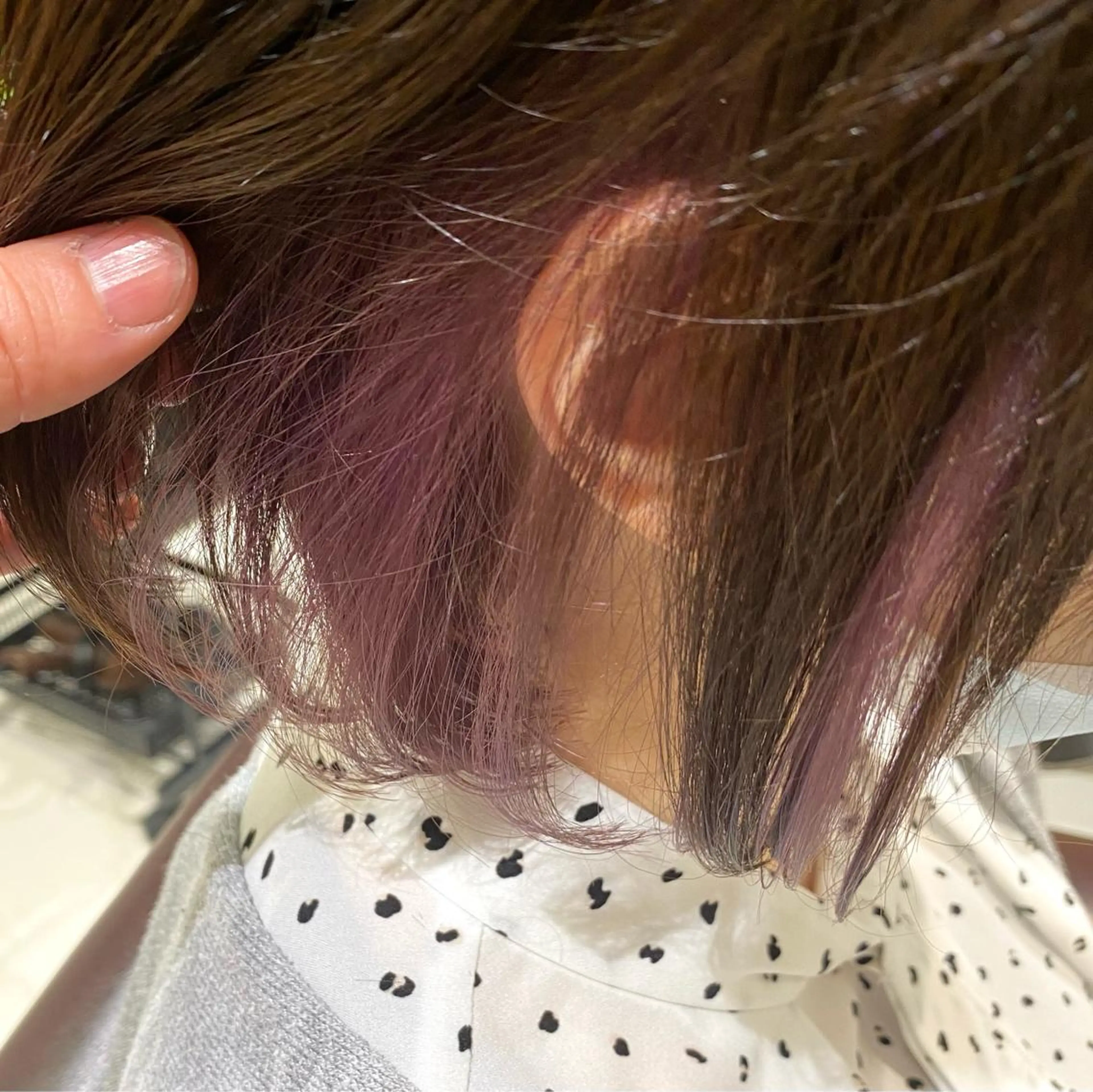 ミディアム カラー アッシュ アッシュブラウン ブリーチ ブラウンカラー 透明感カラー カット ヘアカラー トリートメント 仁科 友恵のヘアスタイル