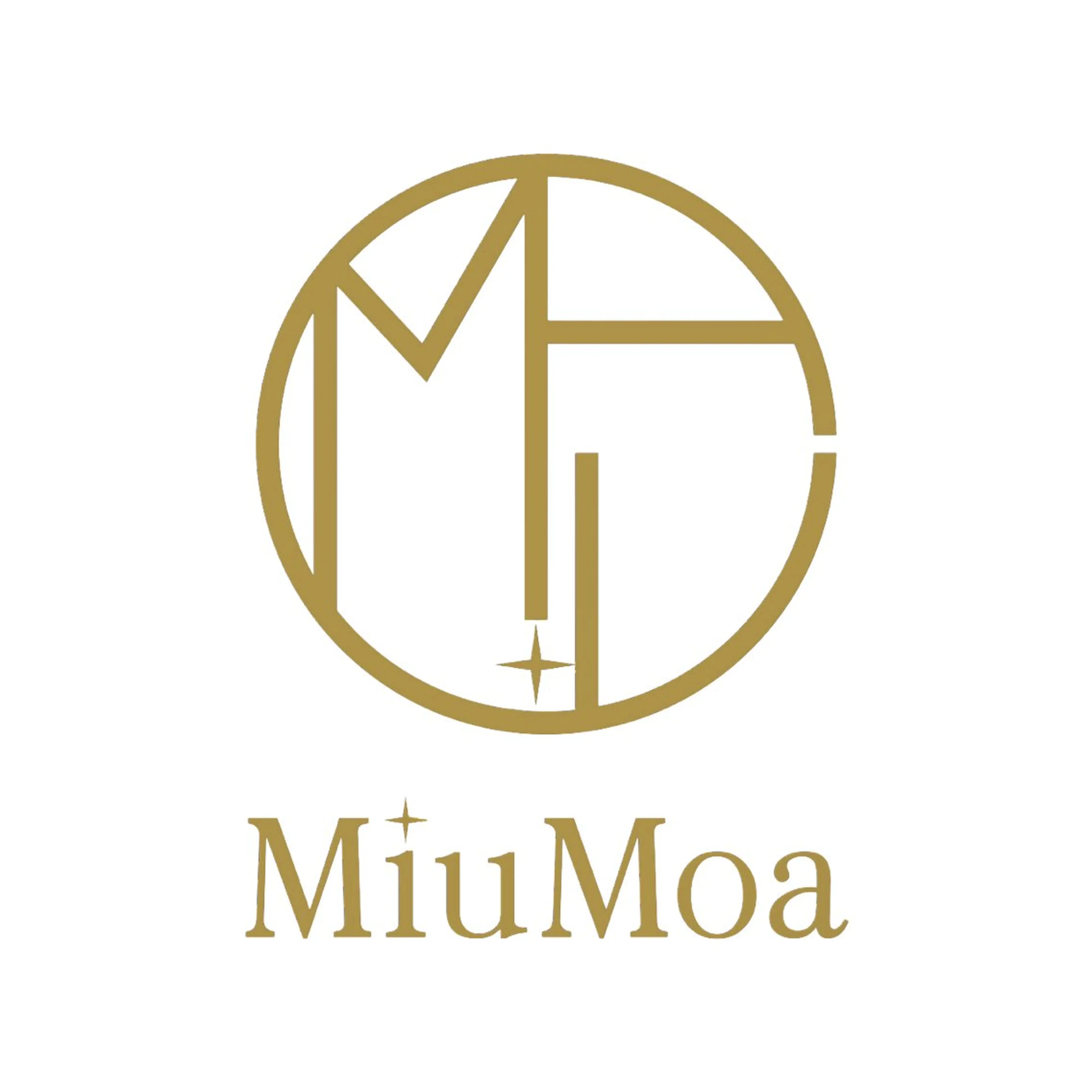 K. HITOMIのマツエク・マツパデザイン