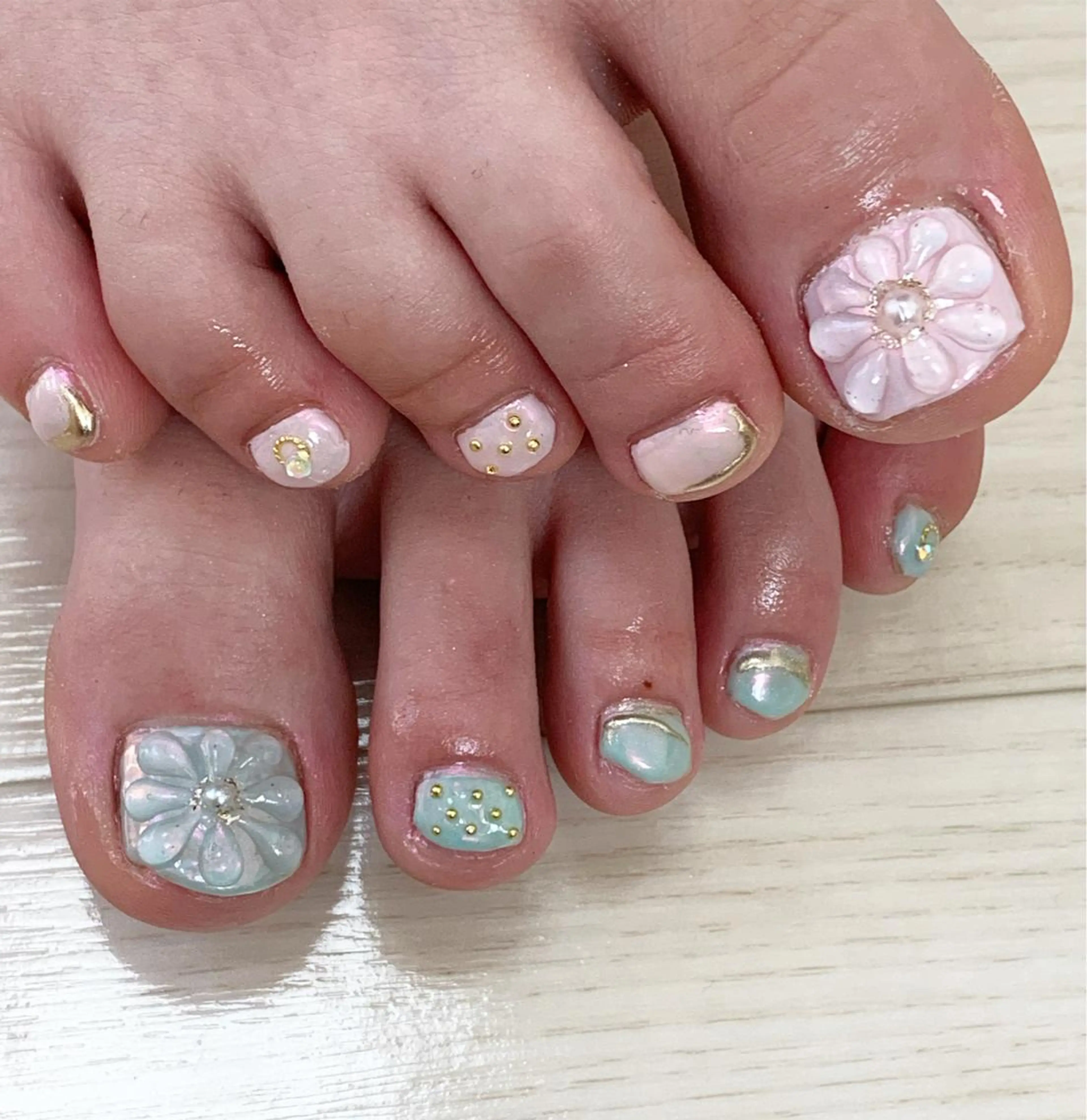 ネイル 新山 聖のネイルデザイン