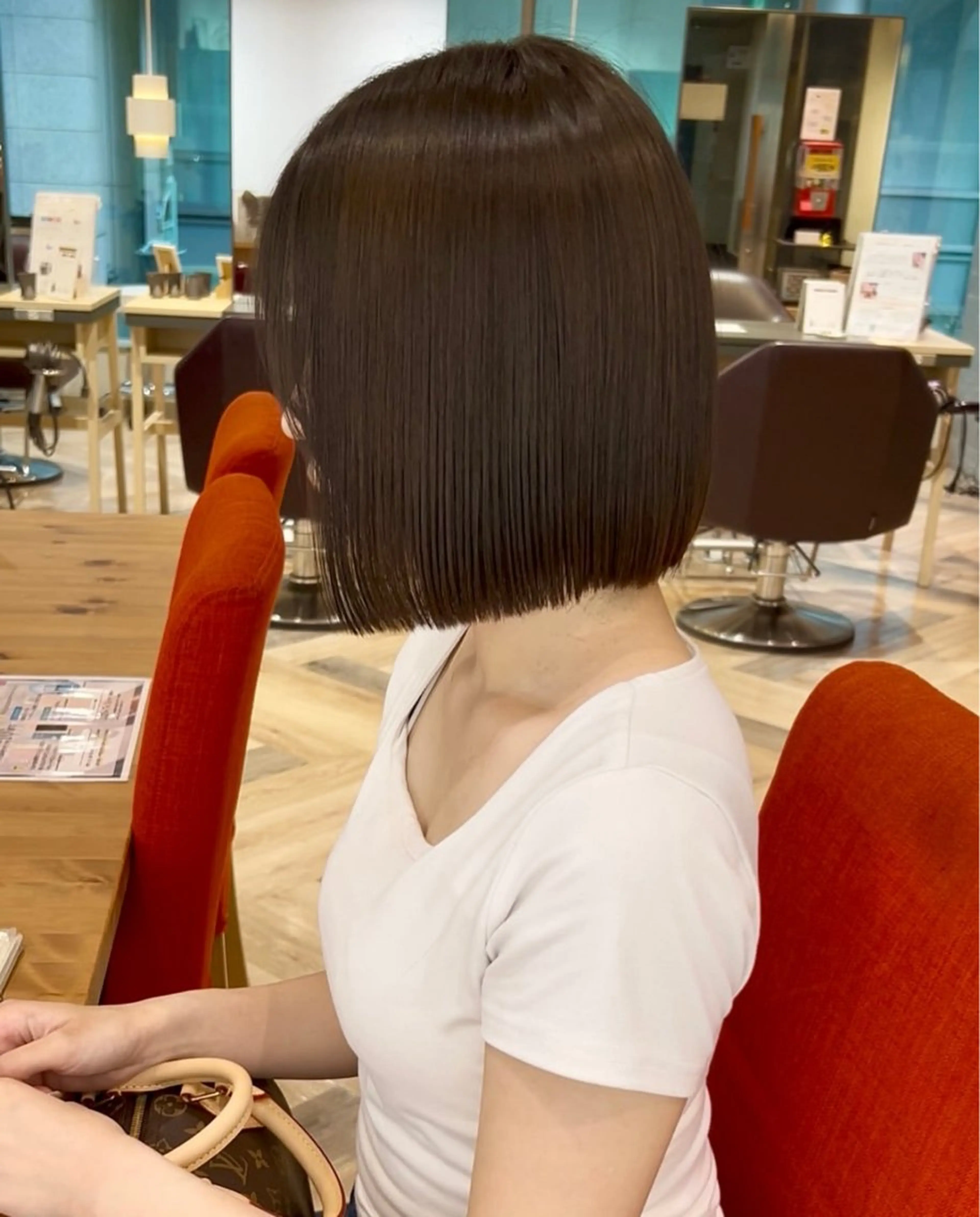 ショート ボブ カット 加納千華 /ボブ/ぱつっとボブのヘアスタイル