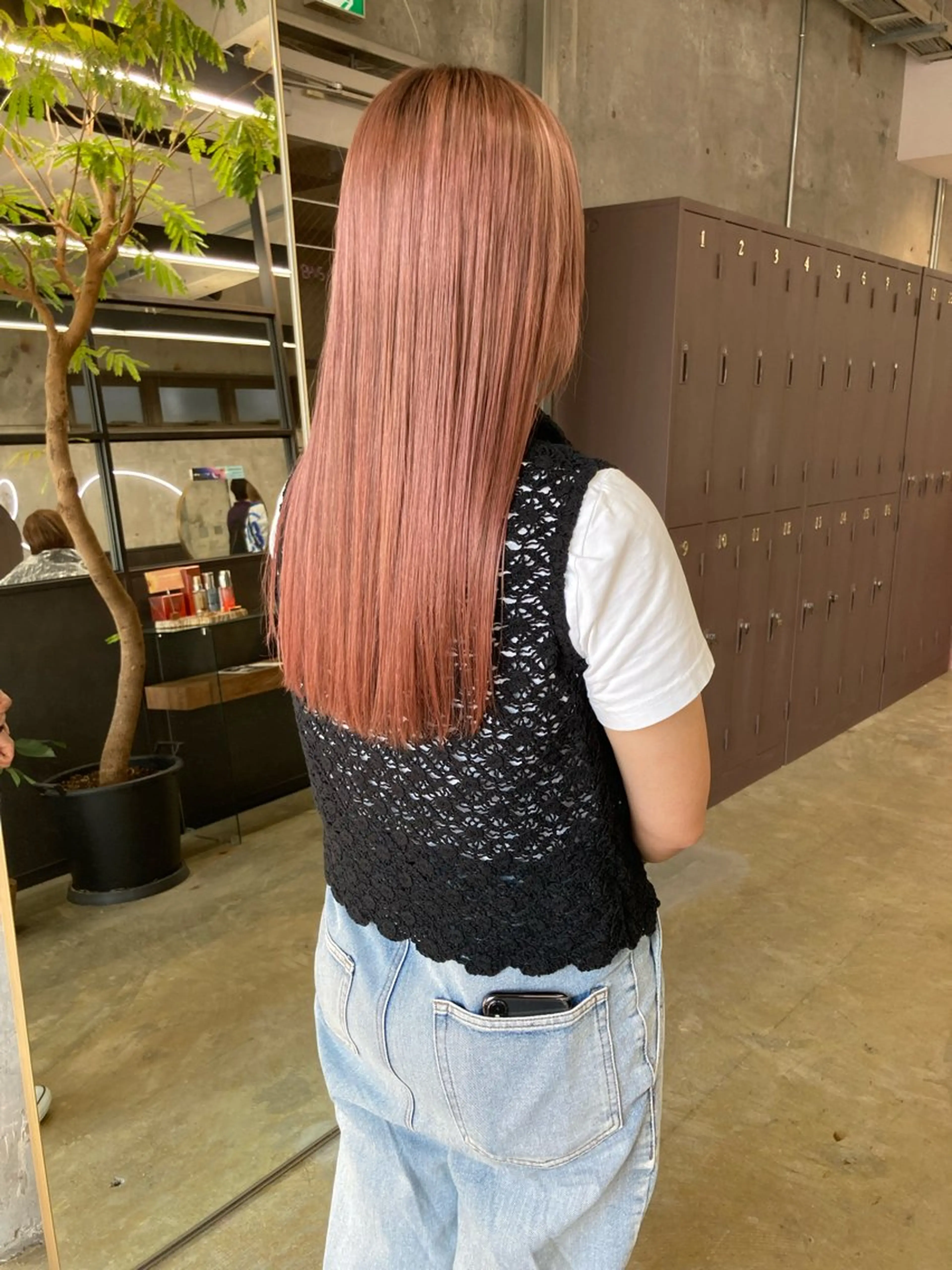 セミロング カラー ブリーチ カット ヘアカラー トリートメント 小木曽智美 /ボブ/ショートのヘアスタイル