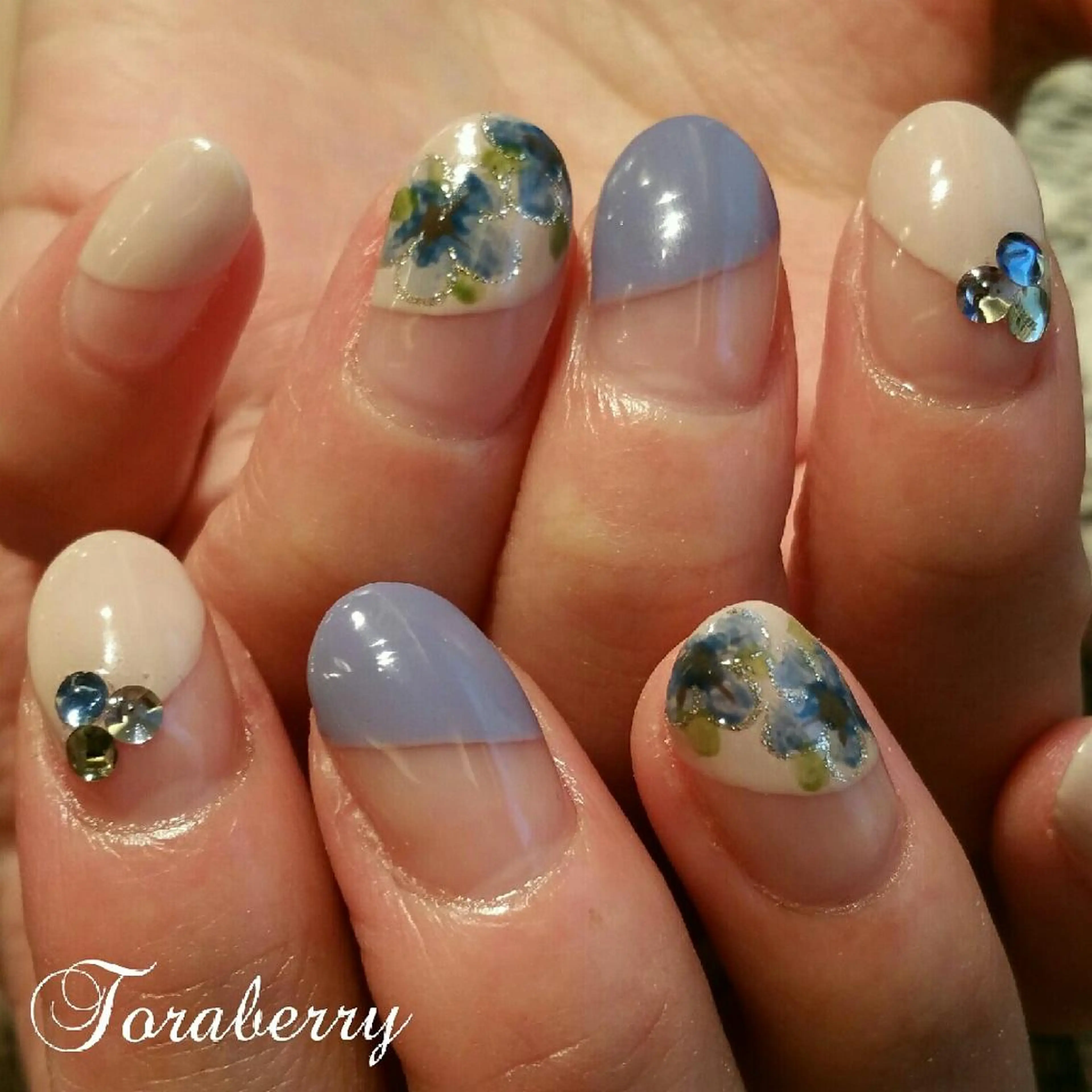 ネイル ネイリスト なつみのネイルデザイン