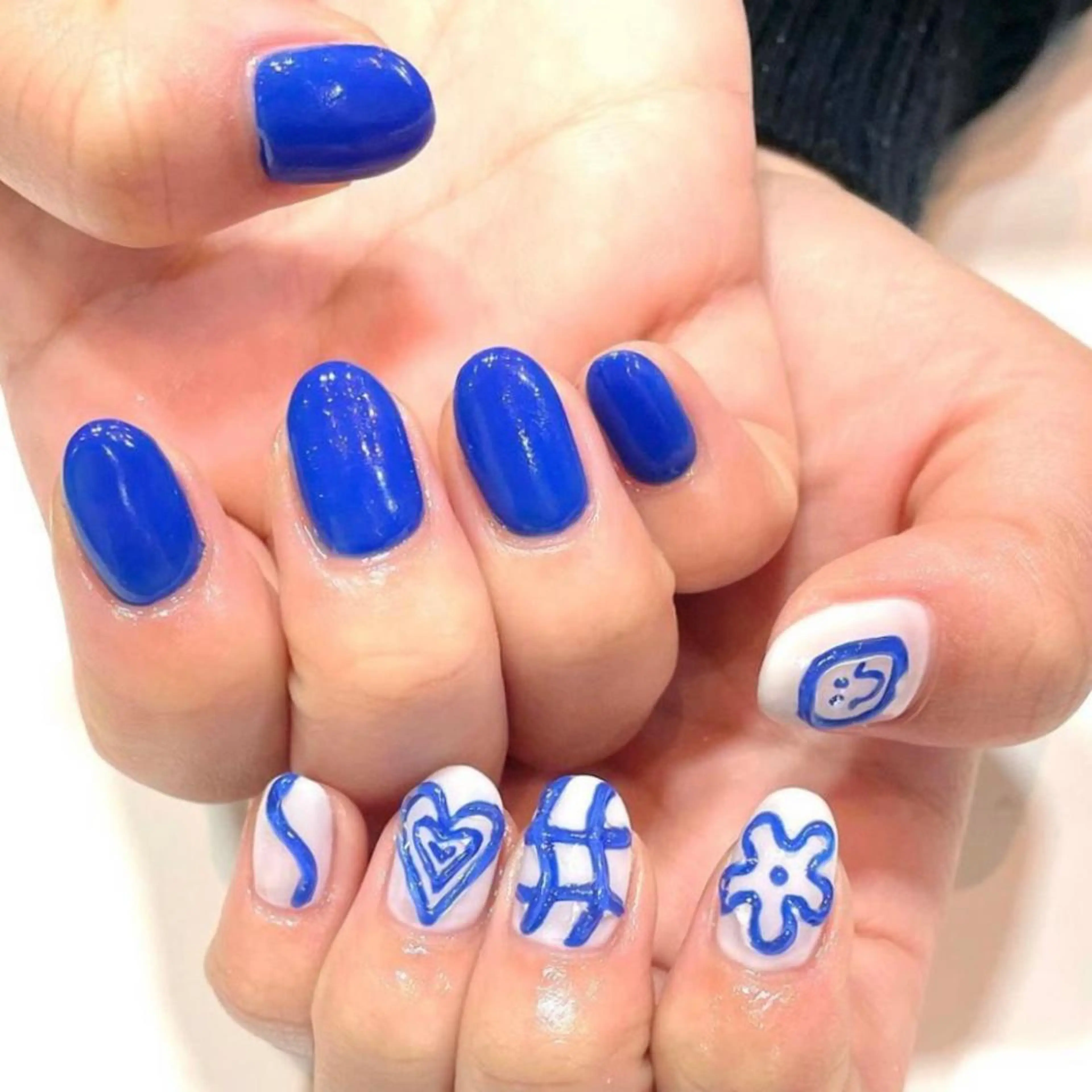 ネイル MADDYNAILS ✴︎柏痛ネイルのネイルデザイン