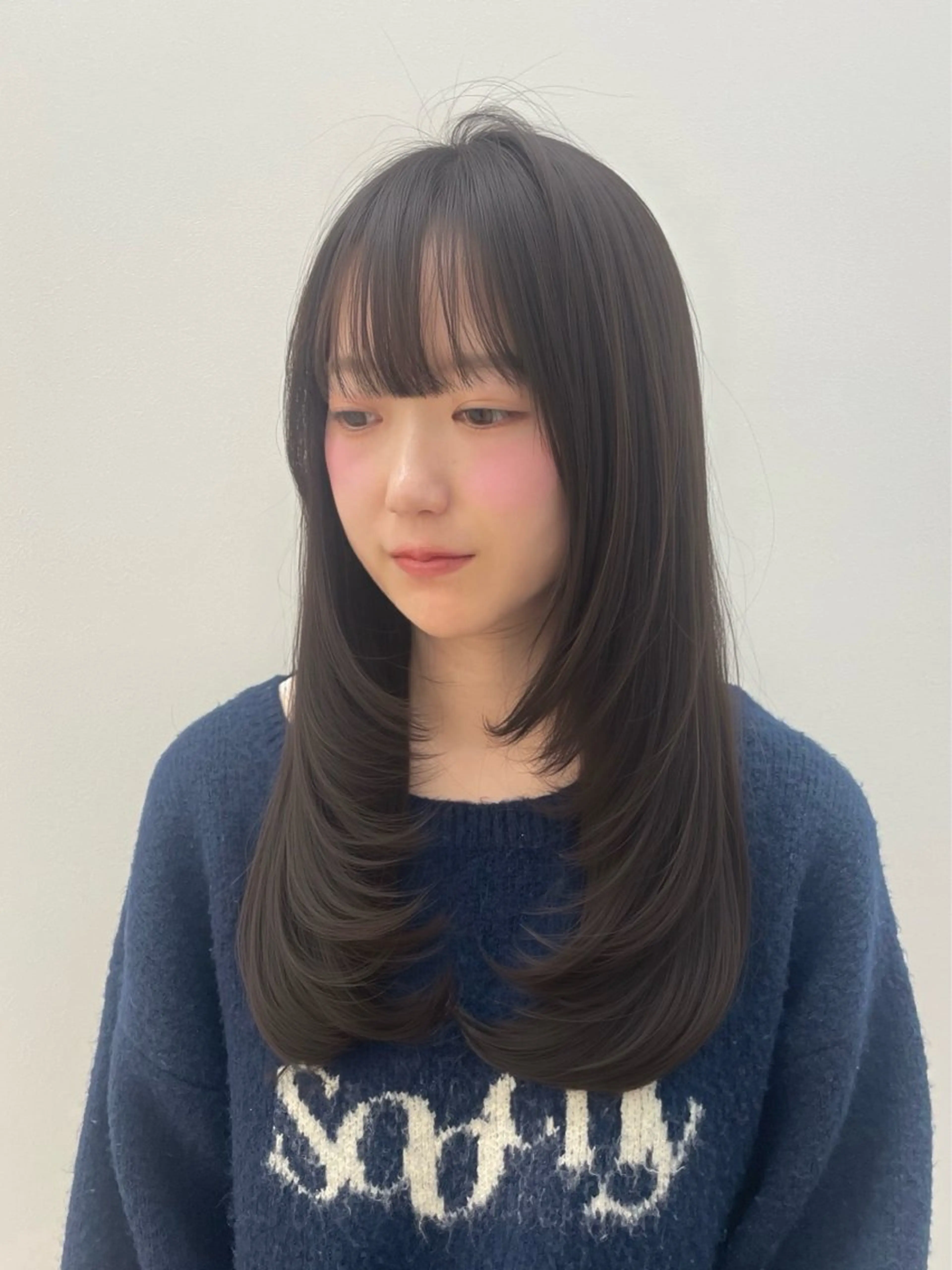 ロング レイヤーカット カット ヘアカラー トリートメント ヘアセット 🦋顔周りカット/レ イヤー/ユリ🦋のヘアスタイル