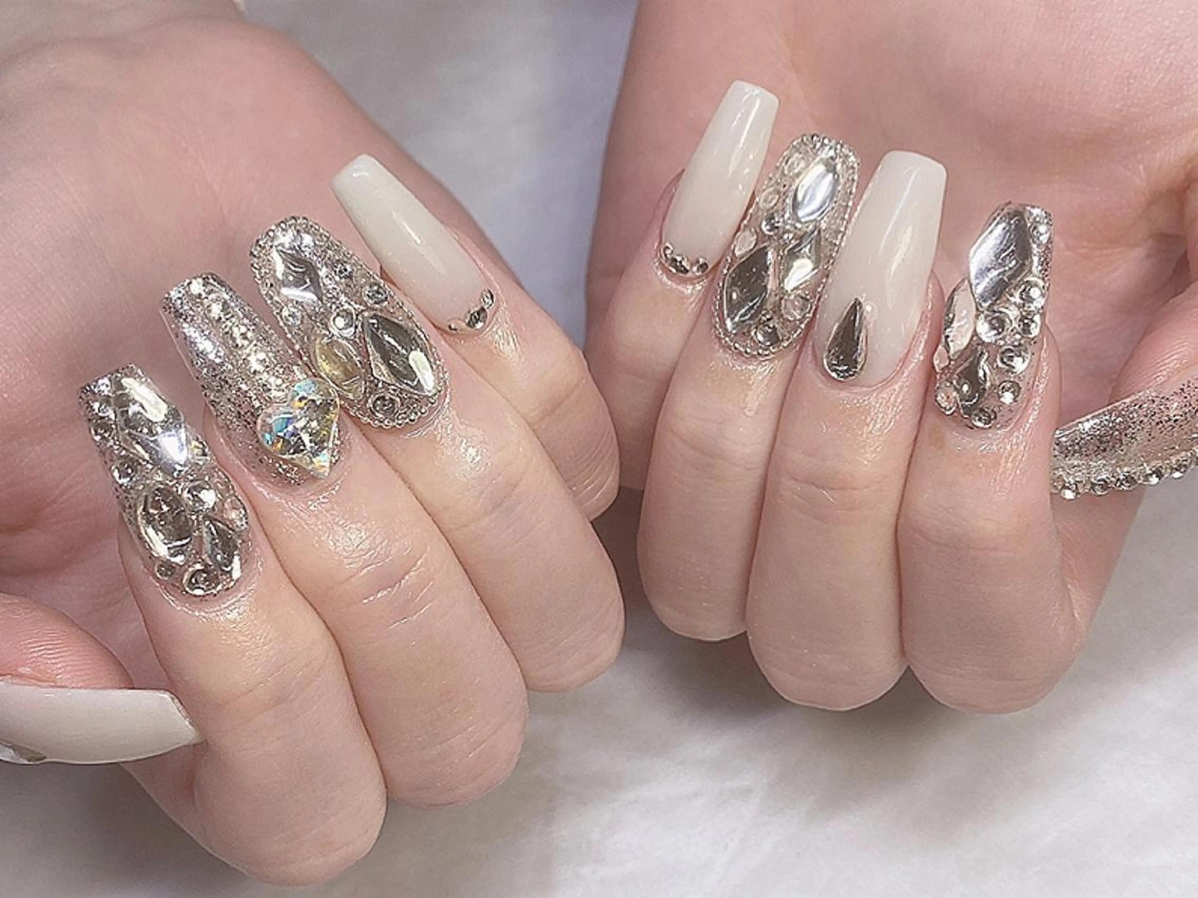 ネイル ハンドネイル RiLion💗 Risa🦋💜のネイルデザイン