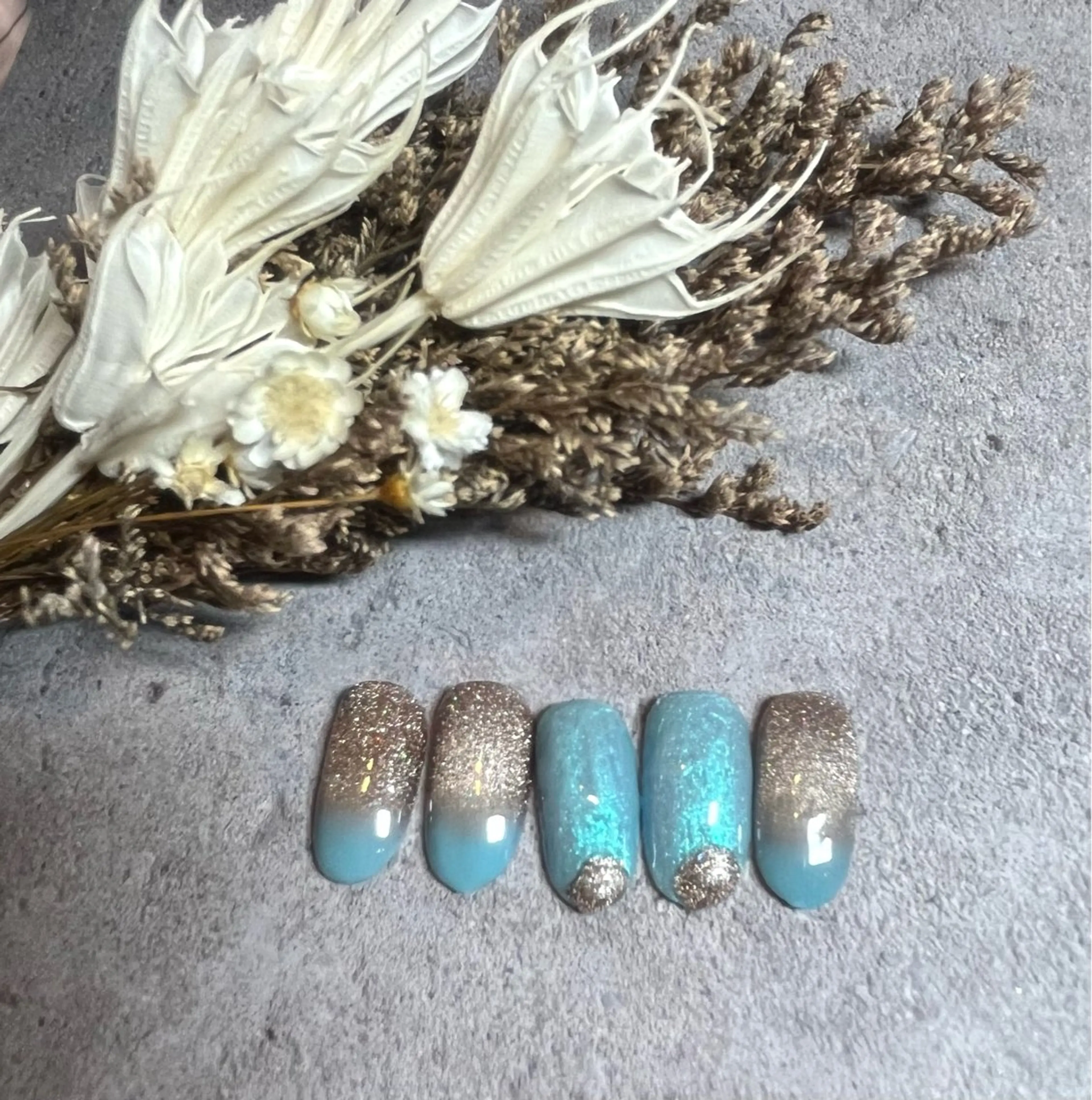 ショート 2DY NAIL SALONのネイルデザイン