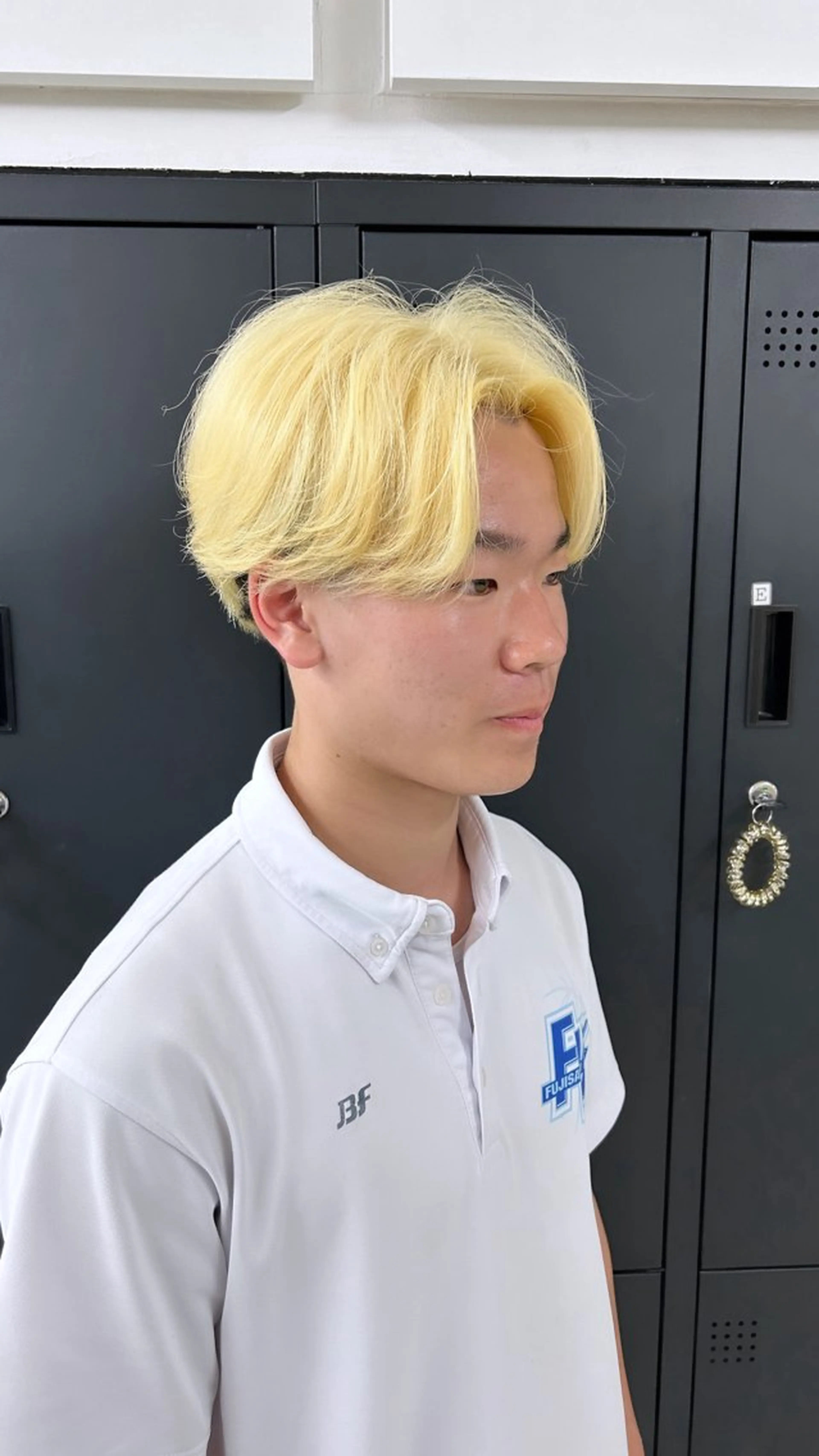 ショート カラー メンズ メンズブリーチ ブリーチ 抜きっぱなしブロンド ケアブリーチ ヘアカラー メンズパーマの達人 / タカシマダイスケのヘアスタイル