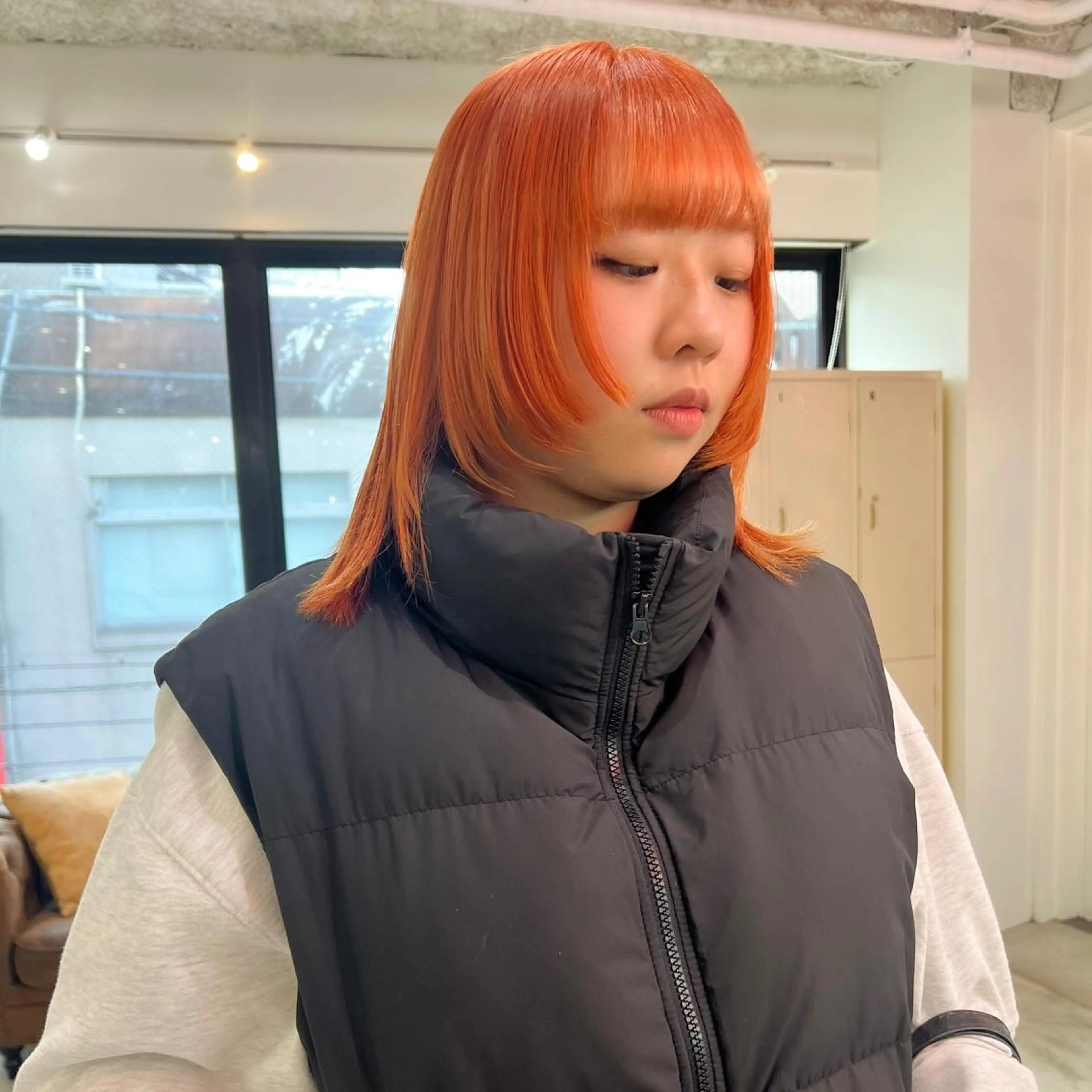 ショート カラー パーマ ヘアアレンジ メンズ キッズ ネイル マツエク・マツパ アイブロウ 🧨ブリーチー×ボブ レイヤー💎じゅえるのヘアスタイル