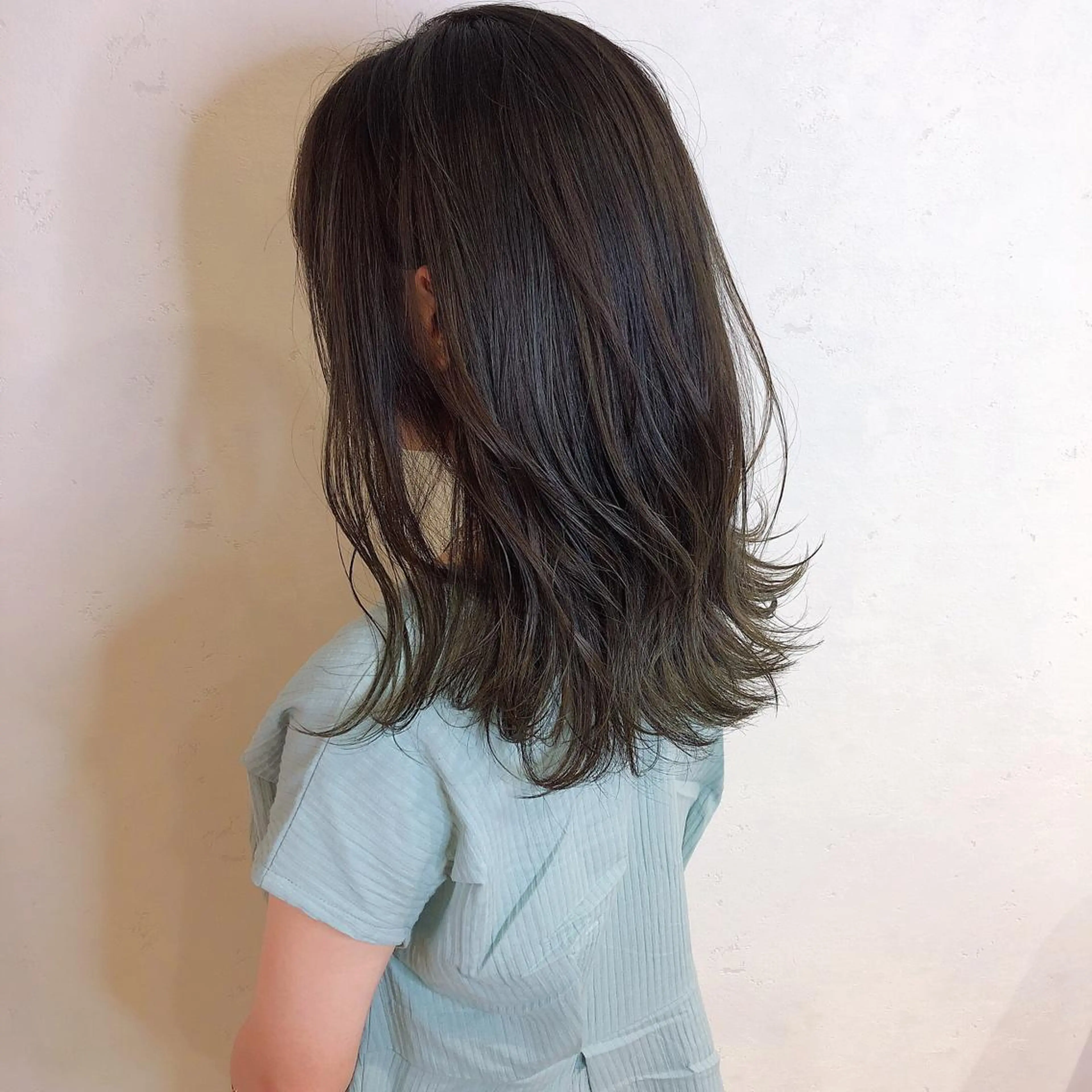 セミロング カラー カット ヘアカラー トリートメント 髪質改善/縮毛矯正 /青山　早希🐾のヘアスタイル