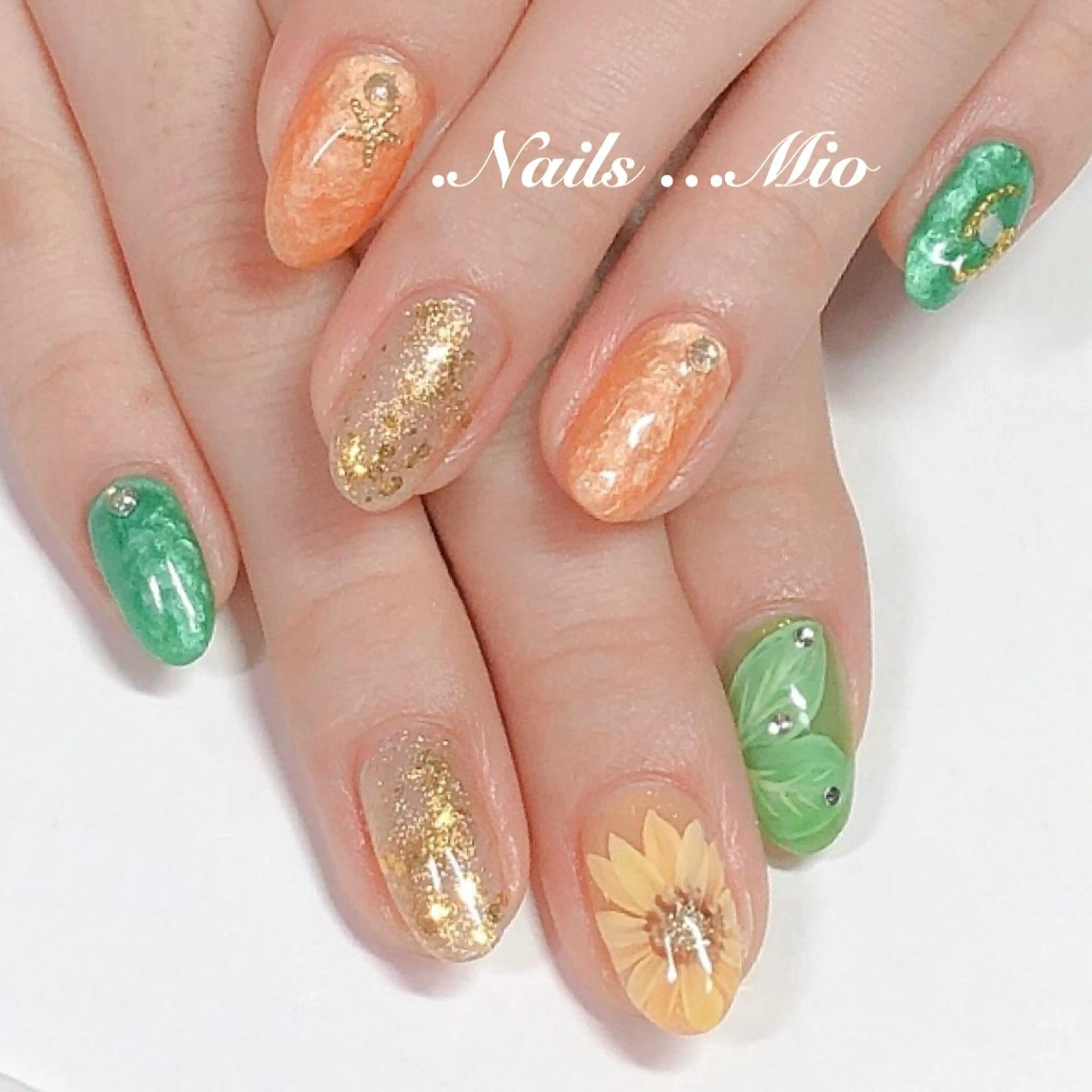 ネイル .Nails Mio 赤羽西ネイルサロンのネイルデザイン