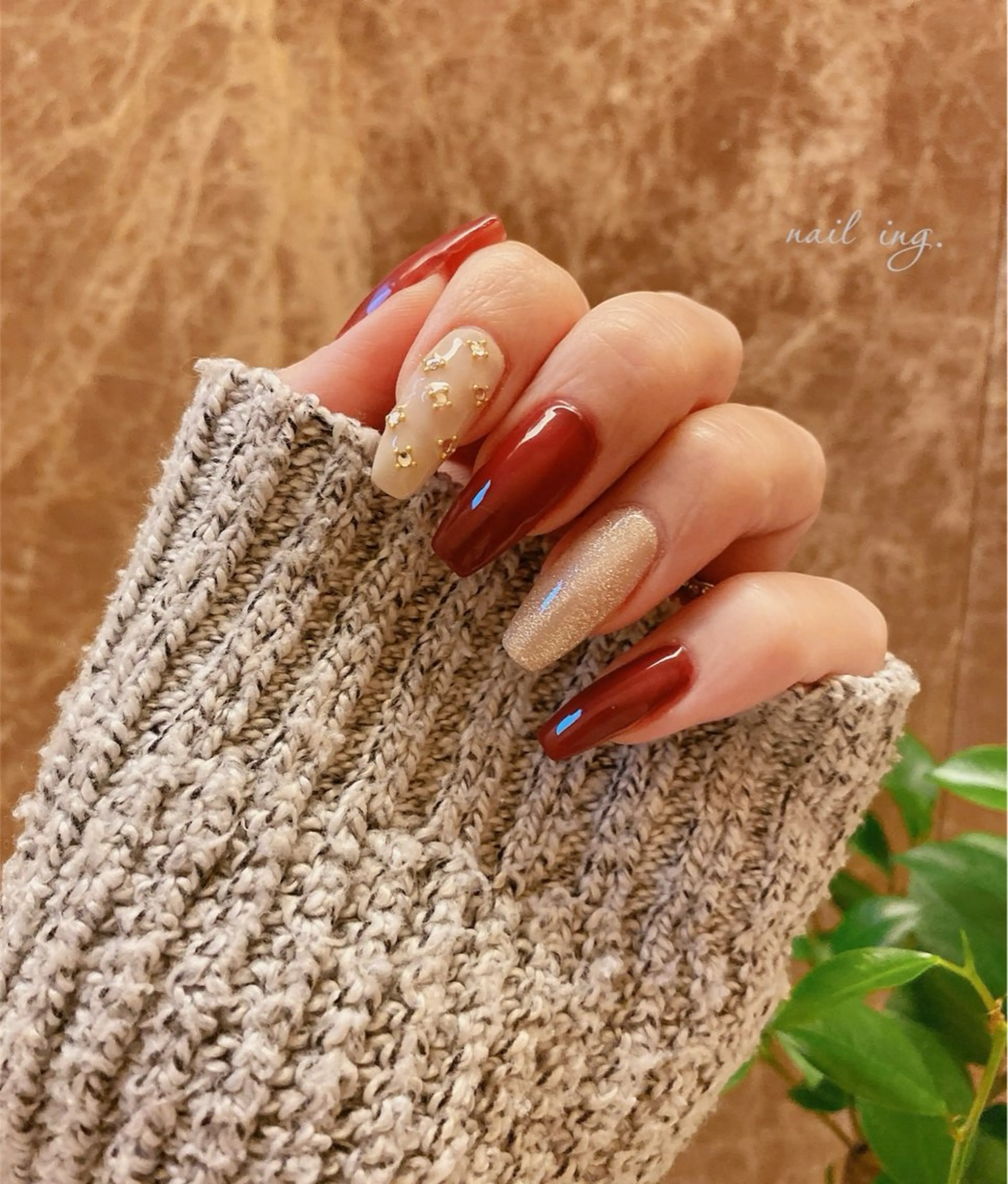 ネイル ワンカラーネイル ｉｎｇ .のネイルデザイン