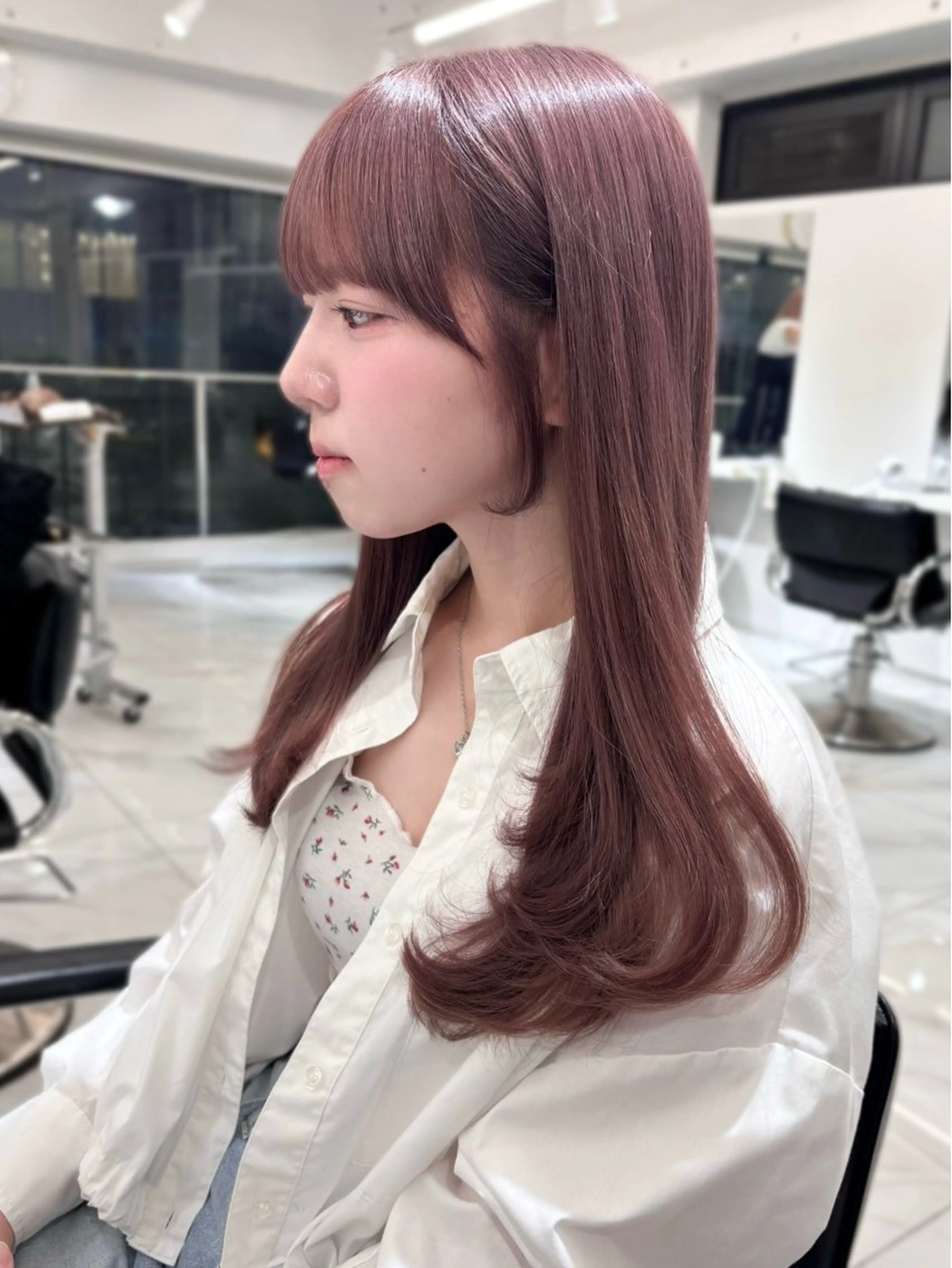 セミロング カラー グレージュ ピンクカラー 顔周りカット ヘアカラー トリートメント 盛れる顔周り🤍渋谷 Risa🎀のヘアスタイル