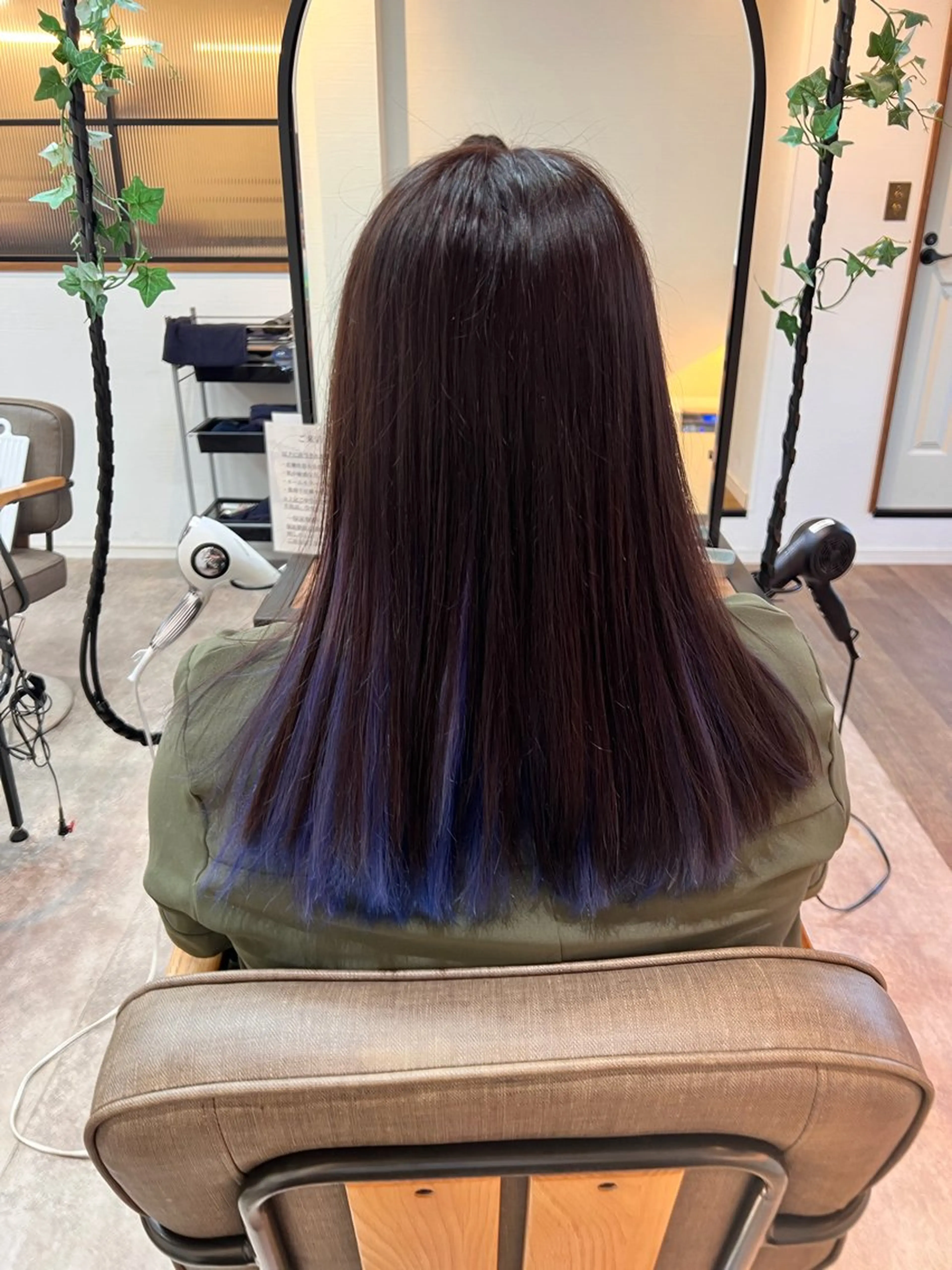 セミロング 渡部 玲のヘアスタイル