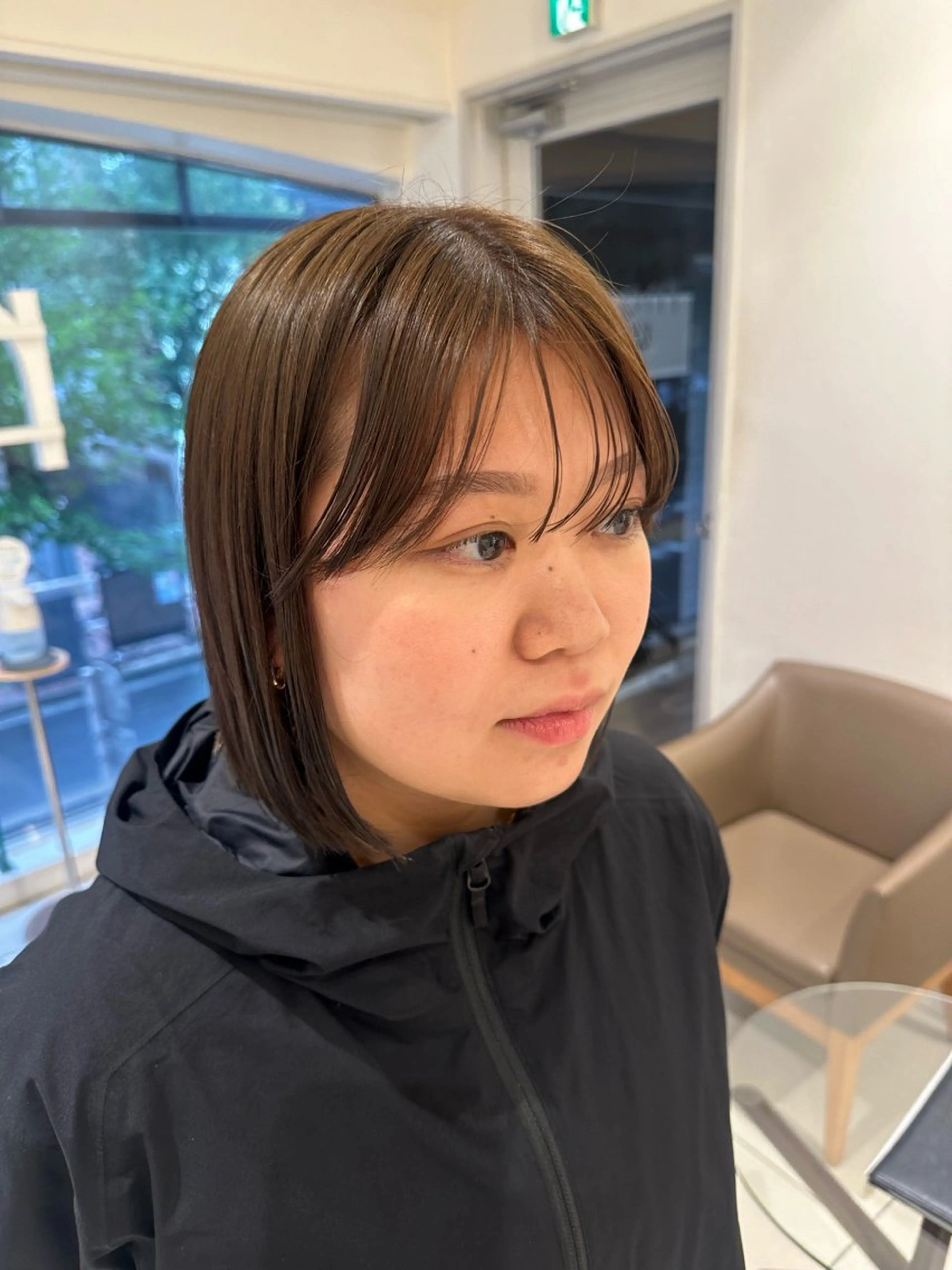 ミディアム カラー ヘアアレンジ タイトボブ個性派カラ ーAKANEのヘアスタイル