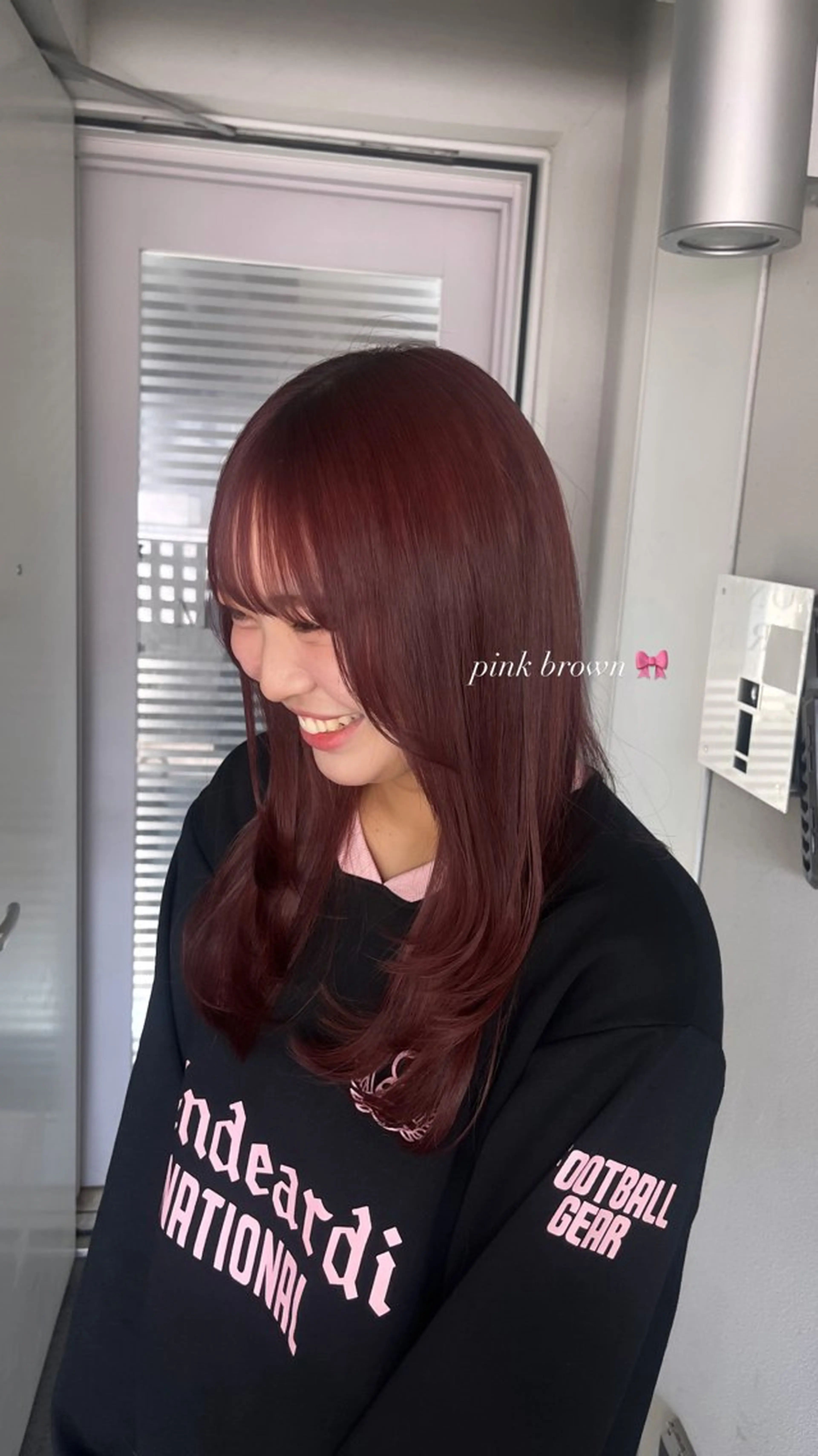 セミロング カラー ハイトーン/ゆるふわ 🧚𖥔ׁTOMO♡のヘアスタイル