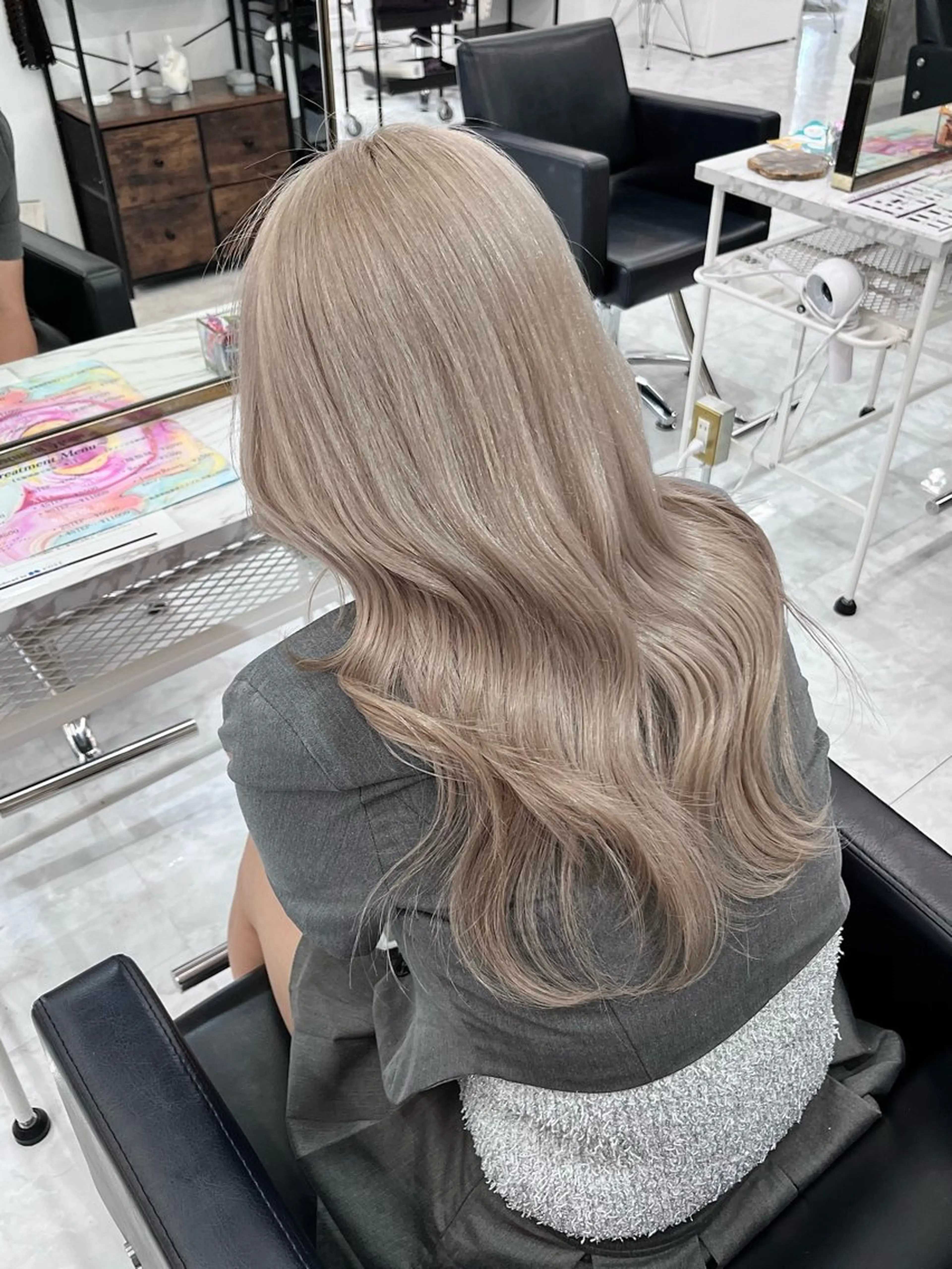 ロング ヘアカラー トリートメント ヘアセット 𝐠𝐢𝐫𝐥𝐲 𝐦𝐨𝐝𝐞🖤のヘアスタイル