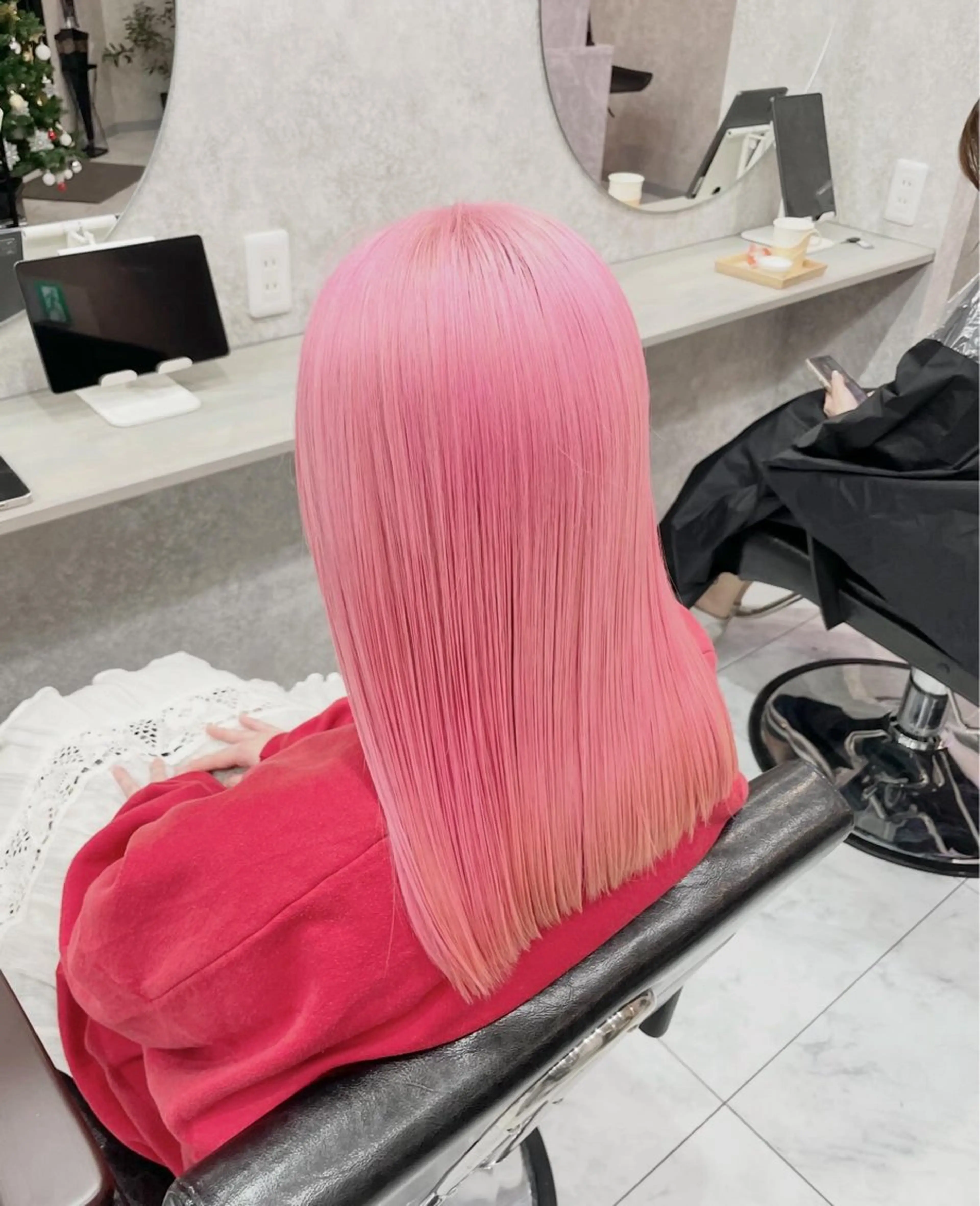 ミディアム 🦋ハイトーン🦋 石山 希理🦋のヘアスタイル