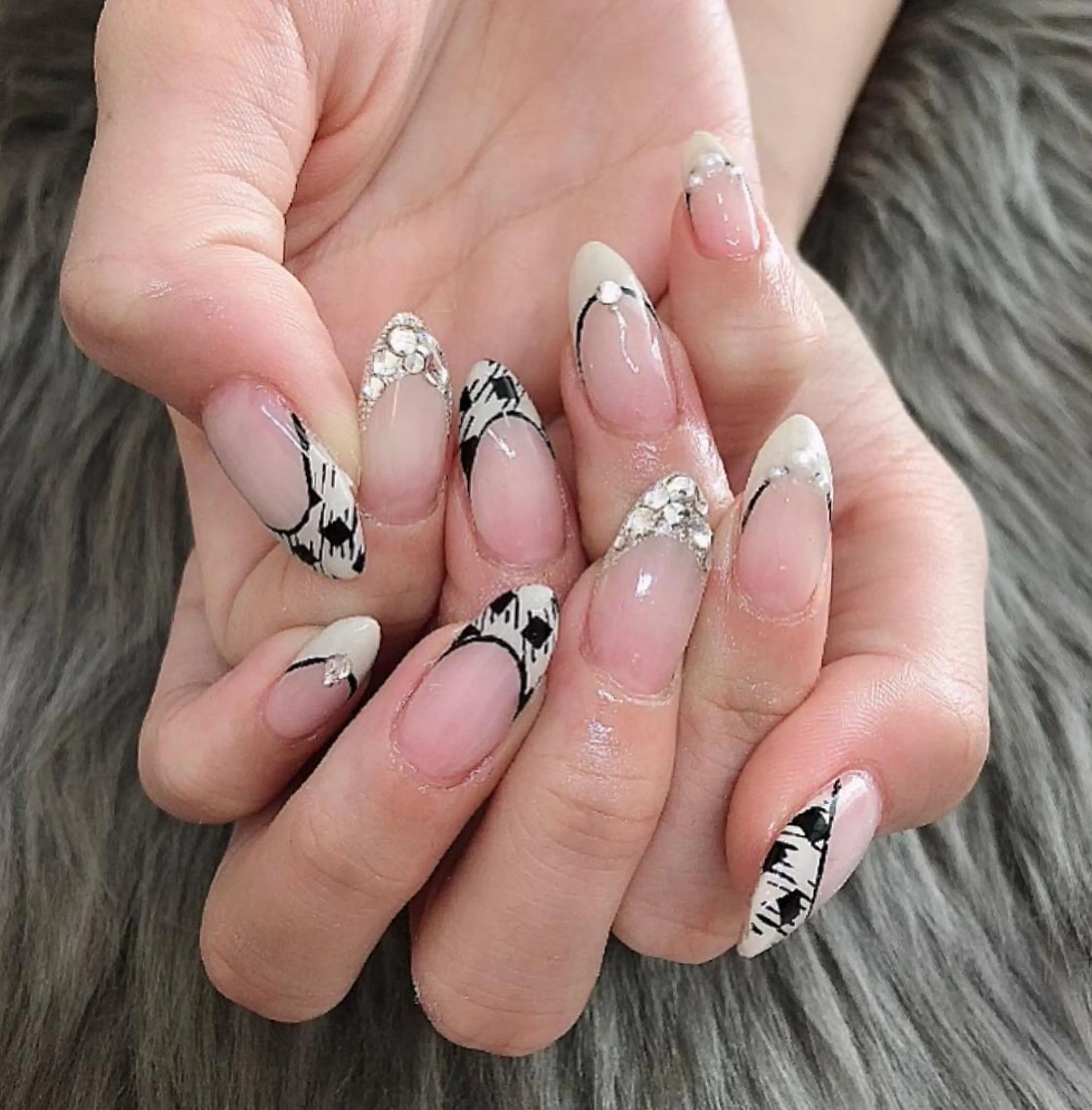 ネイル ハンドネイル puna nailのネイルデザイン