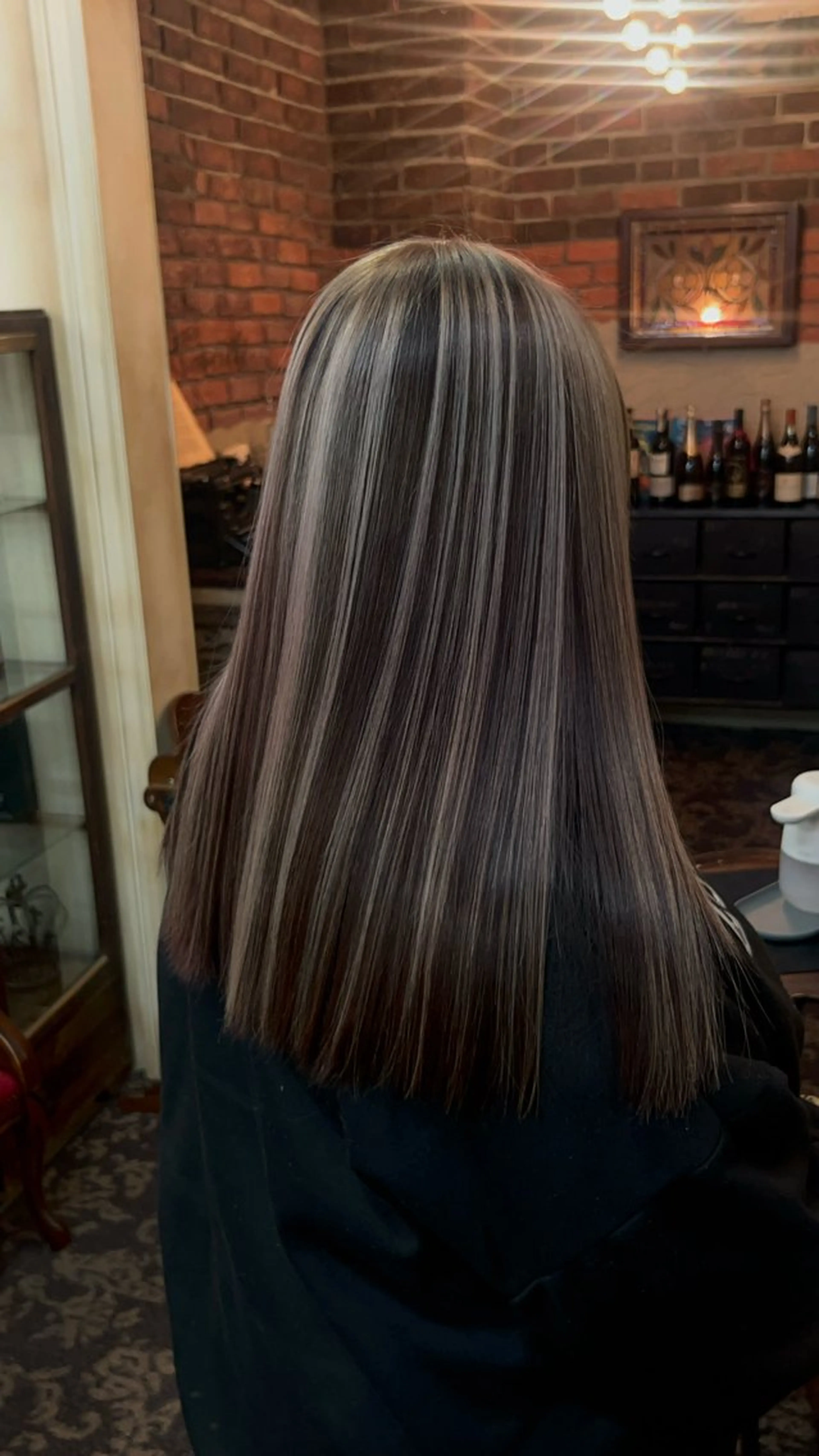 ロング カラー デザインカラー abilita MIYUのヘアスタイル