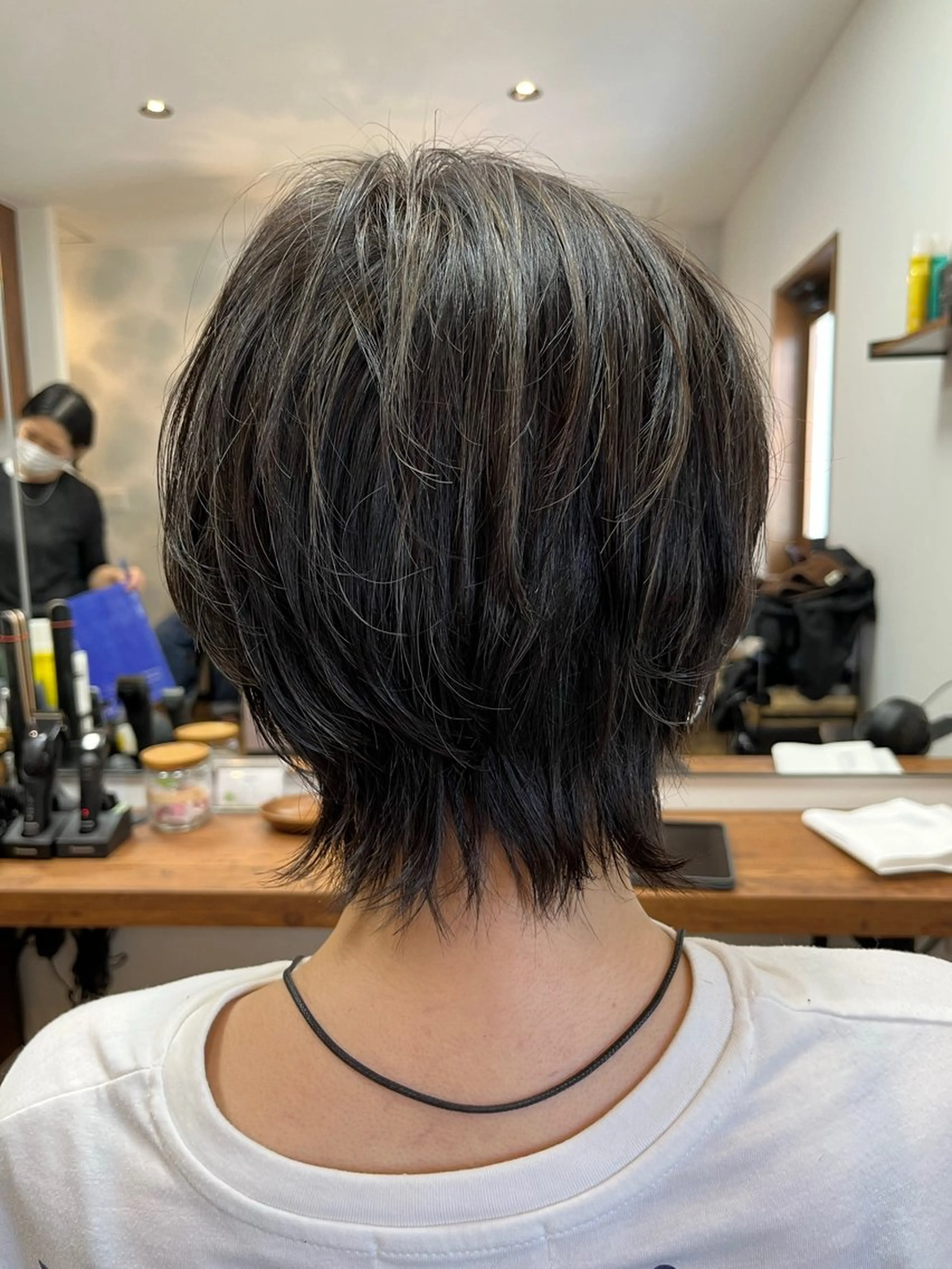 ショート ショートレイヤー レイヤーカット ショートヘア ヘア＆ネイル＆アイ サロンパルヨンのマツエク・マツパデザイン