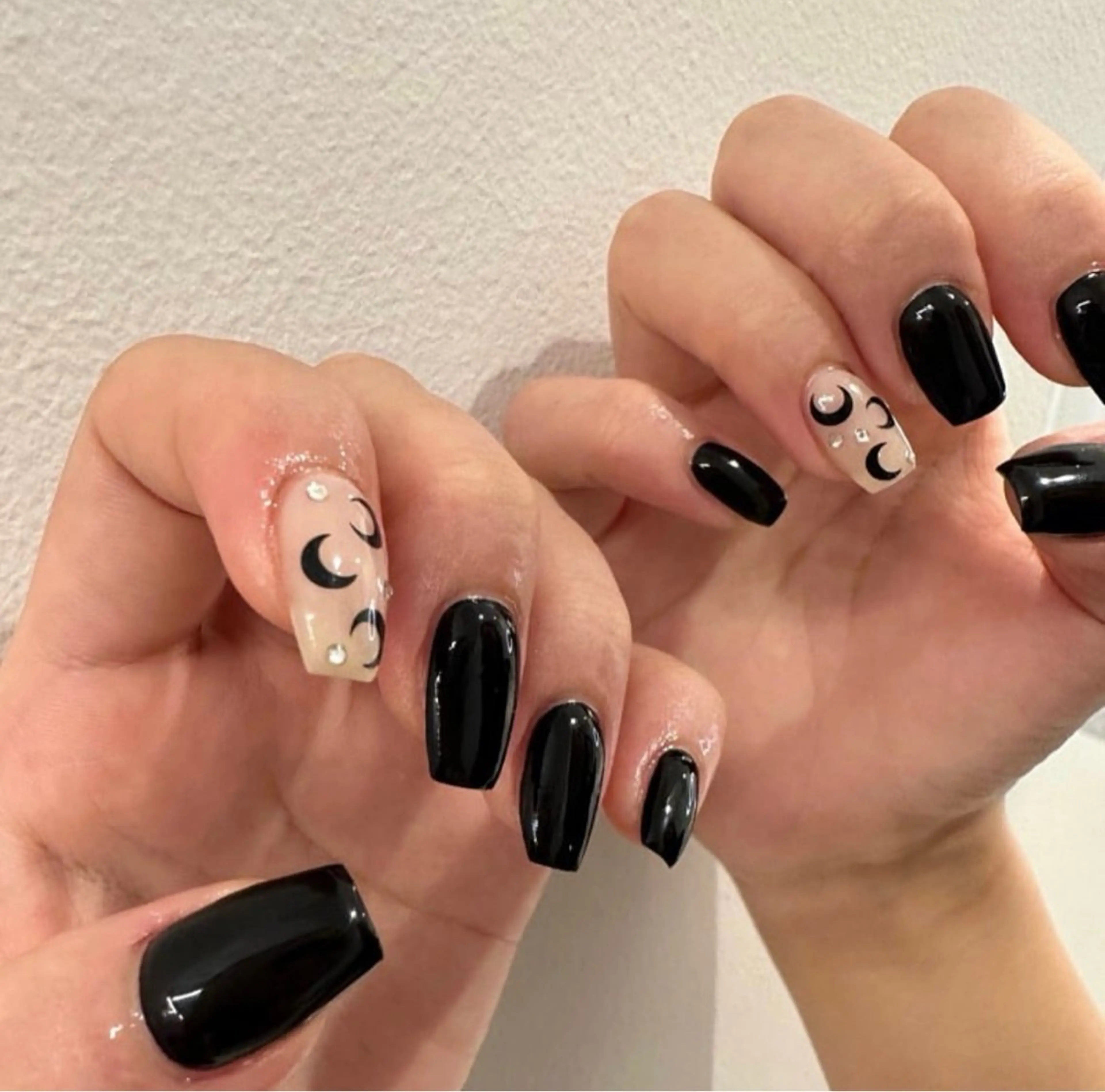 ネイル ハンドネイル ハンドケア UniqueNail 長さだし専門店のネイルデザイン