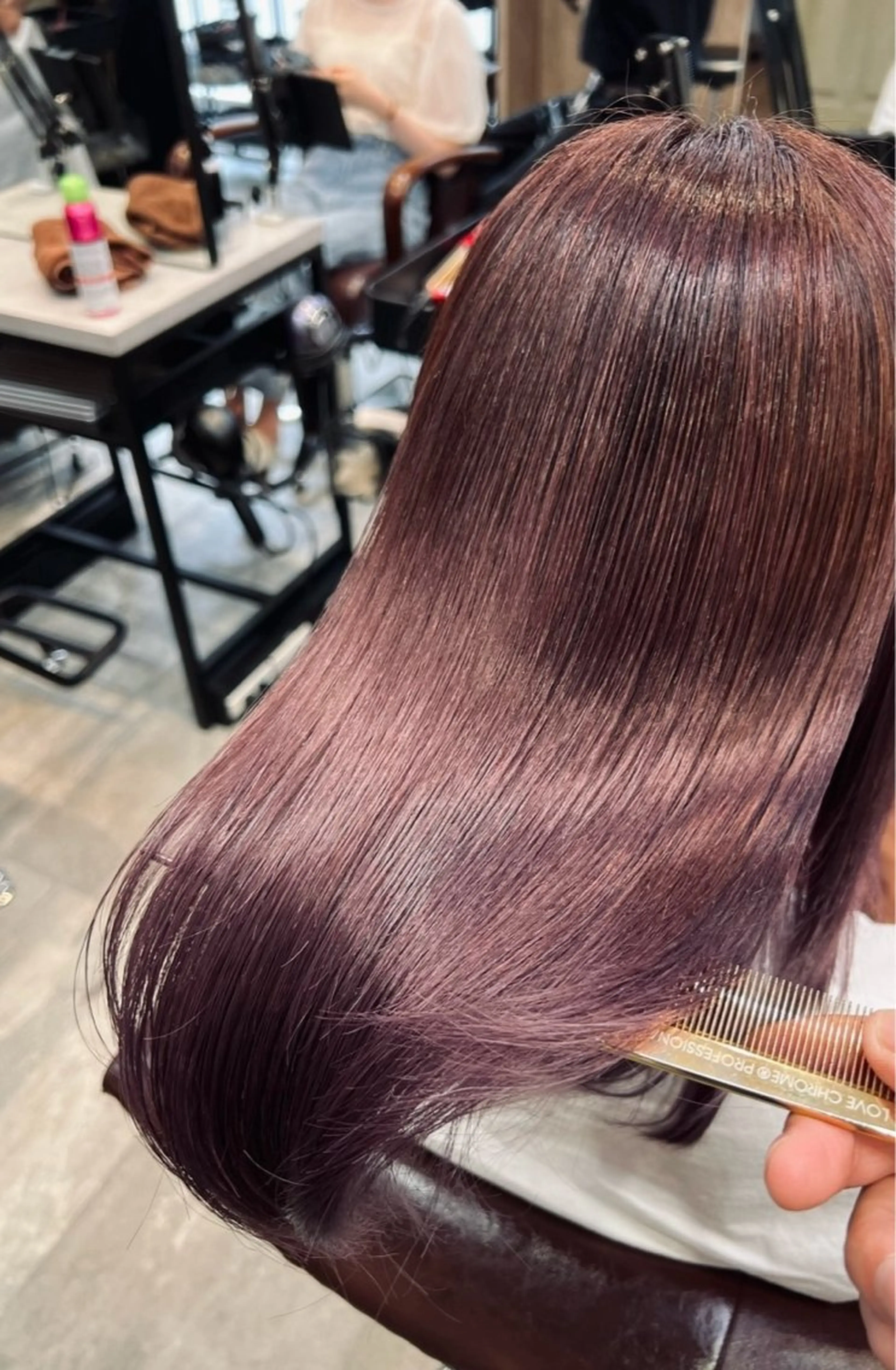 【🉐明るい髪の方におすすめ🉐】🤍 プレミアム縮毛矯正 + 髪質改善トリートメント +ヘッドスパ🤍の写真