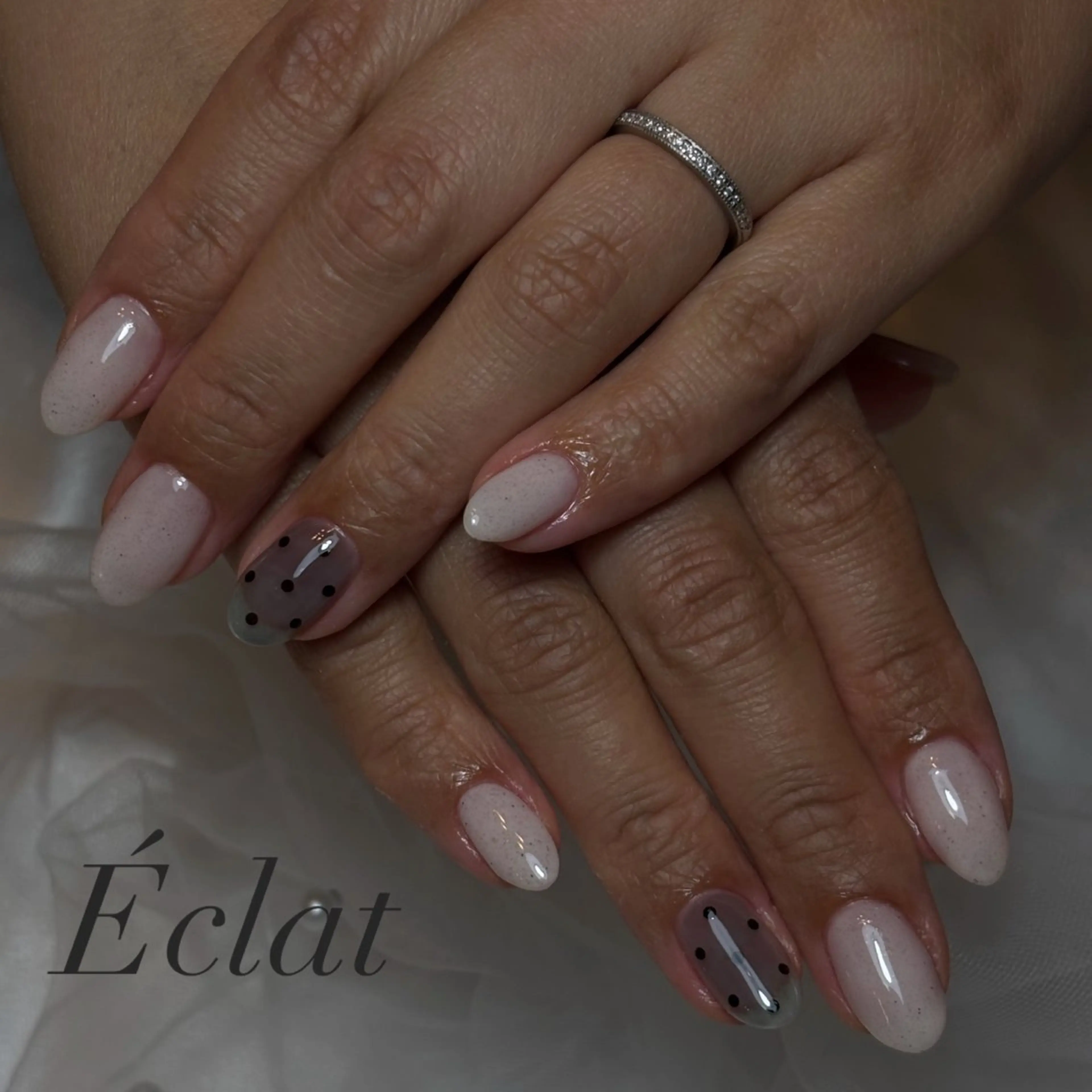 ネイル ドット ワンカラーネイル ハンドネイル nail salon Éclatのネイルデザイン