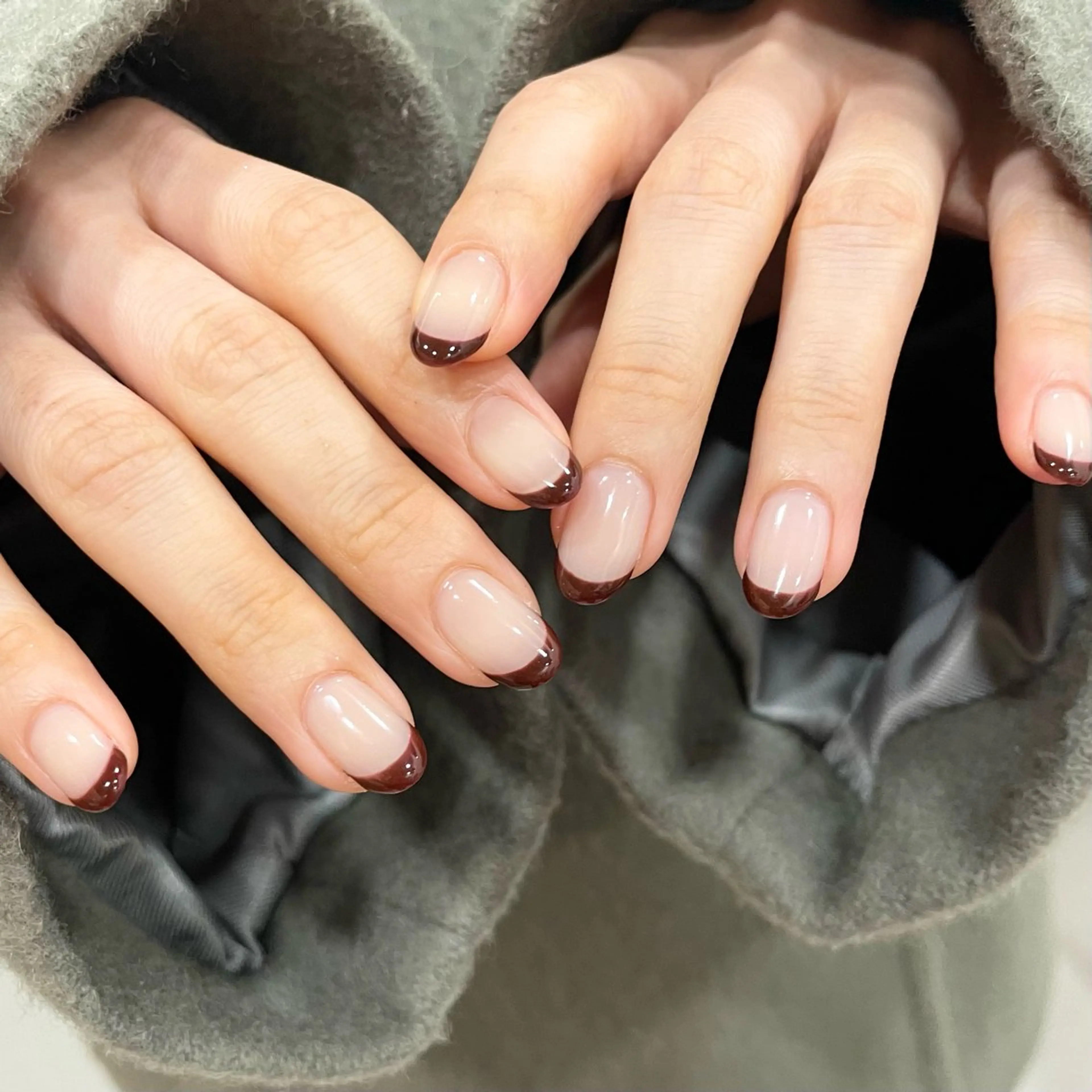 ネイル ブラウン フレンチネイル パープル ハンドネイル amity personal nail salon所属・nailsalon amity🌿池田のネイルデザイン