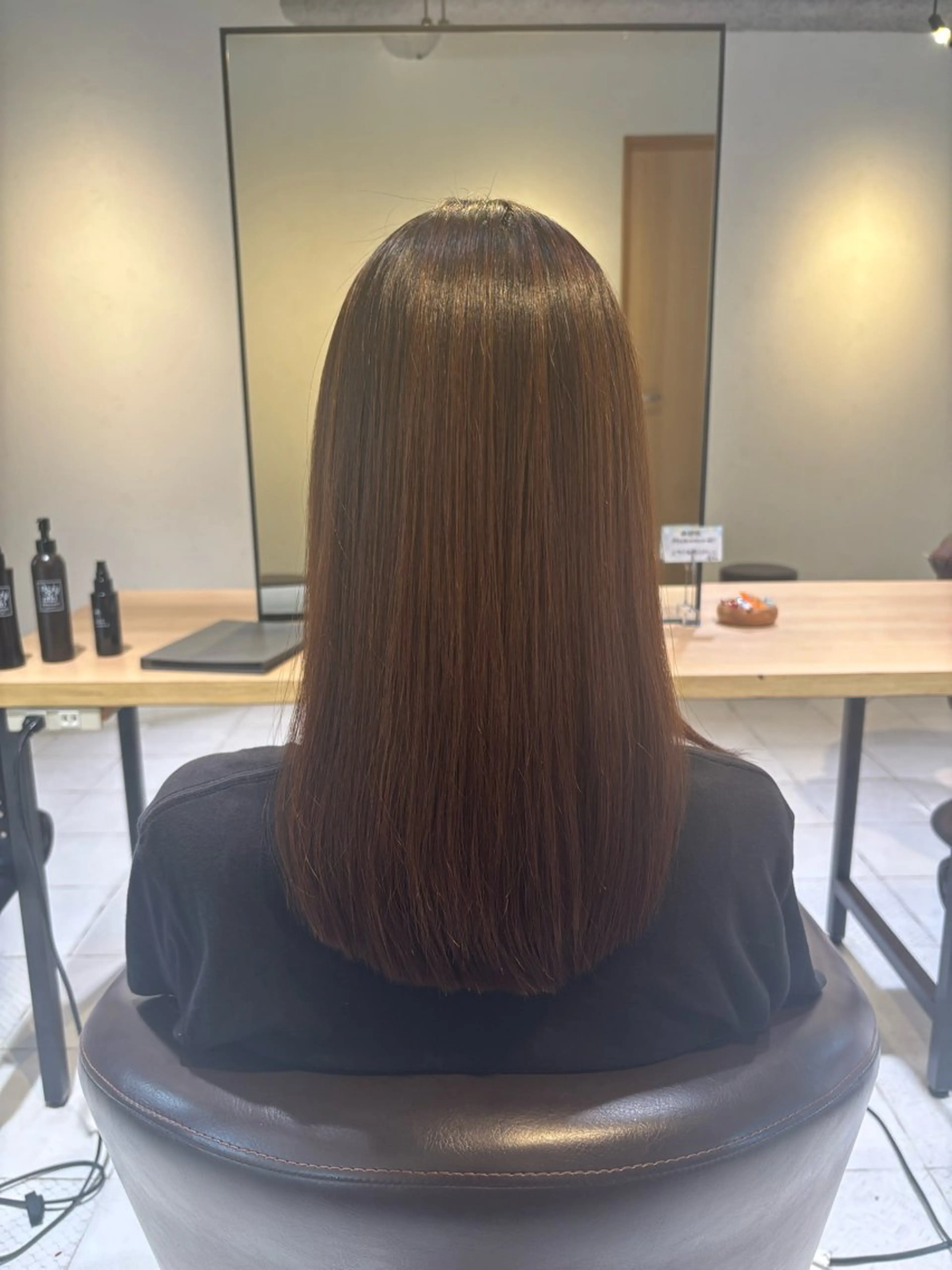 カット 縮毛矯正 トリートメント 尾形 百花のヘアスタイル