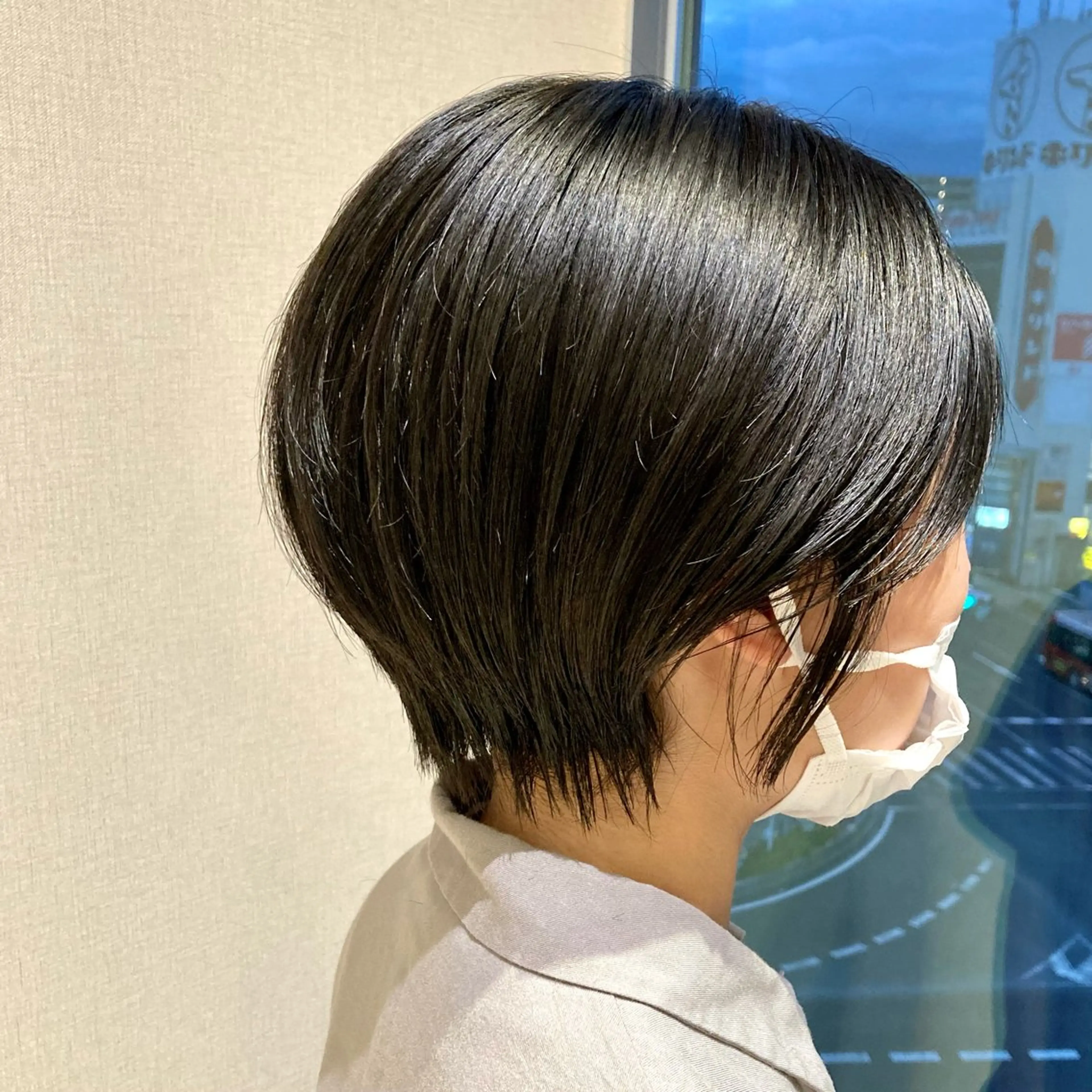 ショート くびれヘア ショートヘア カット 砂川朱音⌇鶴見区横堤 ⌇抜け感ヘア⌇韓国風のヘアスタイル