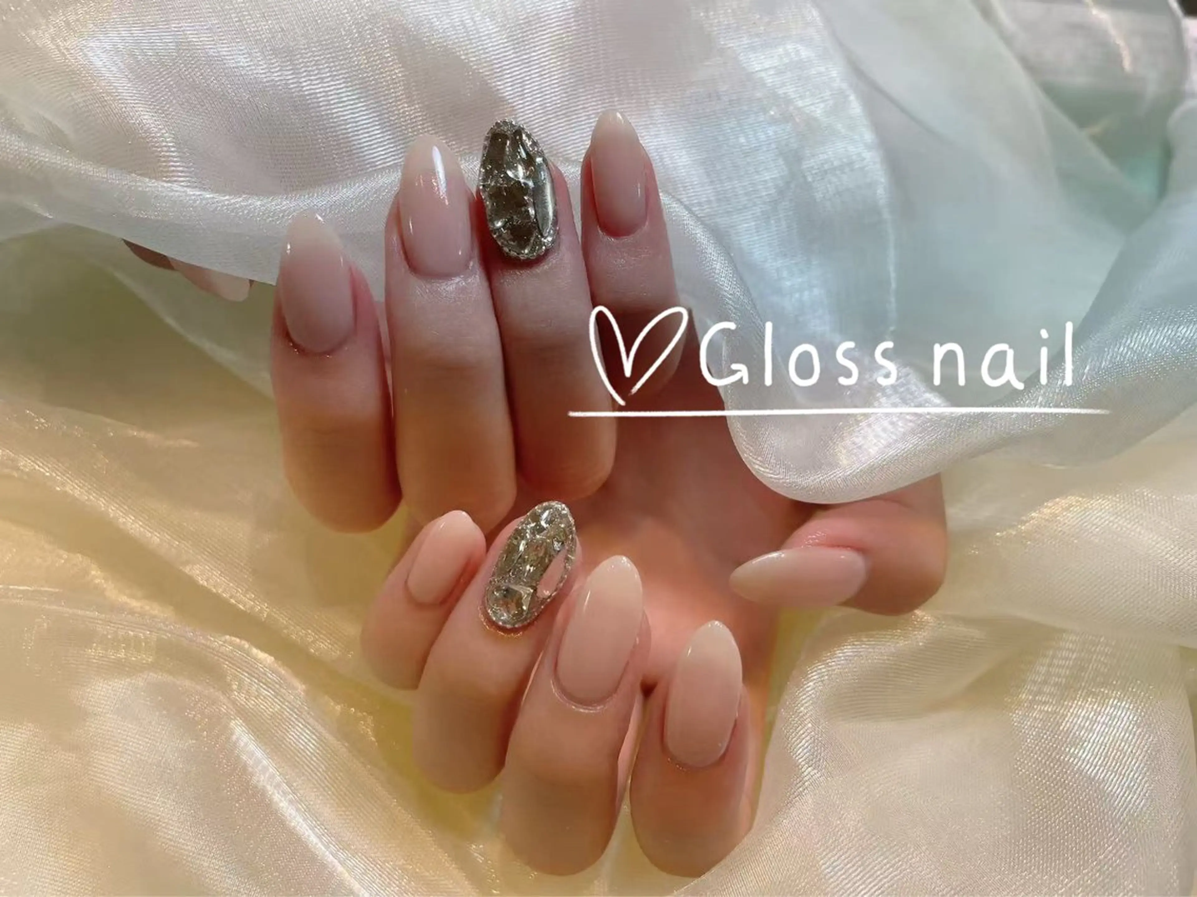ショート カラー miho🍎 Gloss nailのネイルデザイン