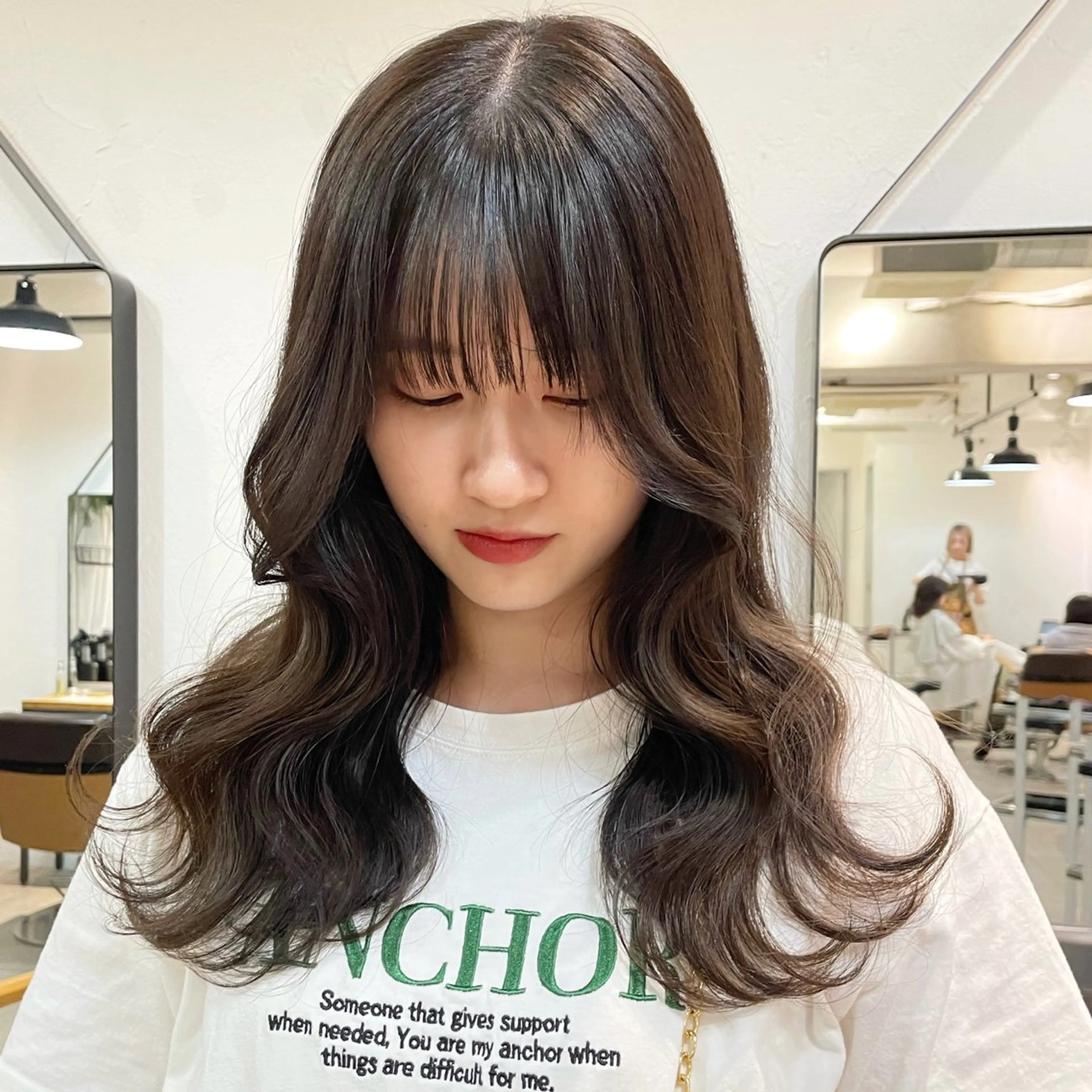 セミロング ヘアカラー トリートメント 盛れる透明感カラー・ momokaのヘアスタイル