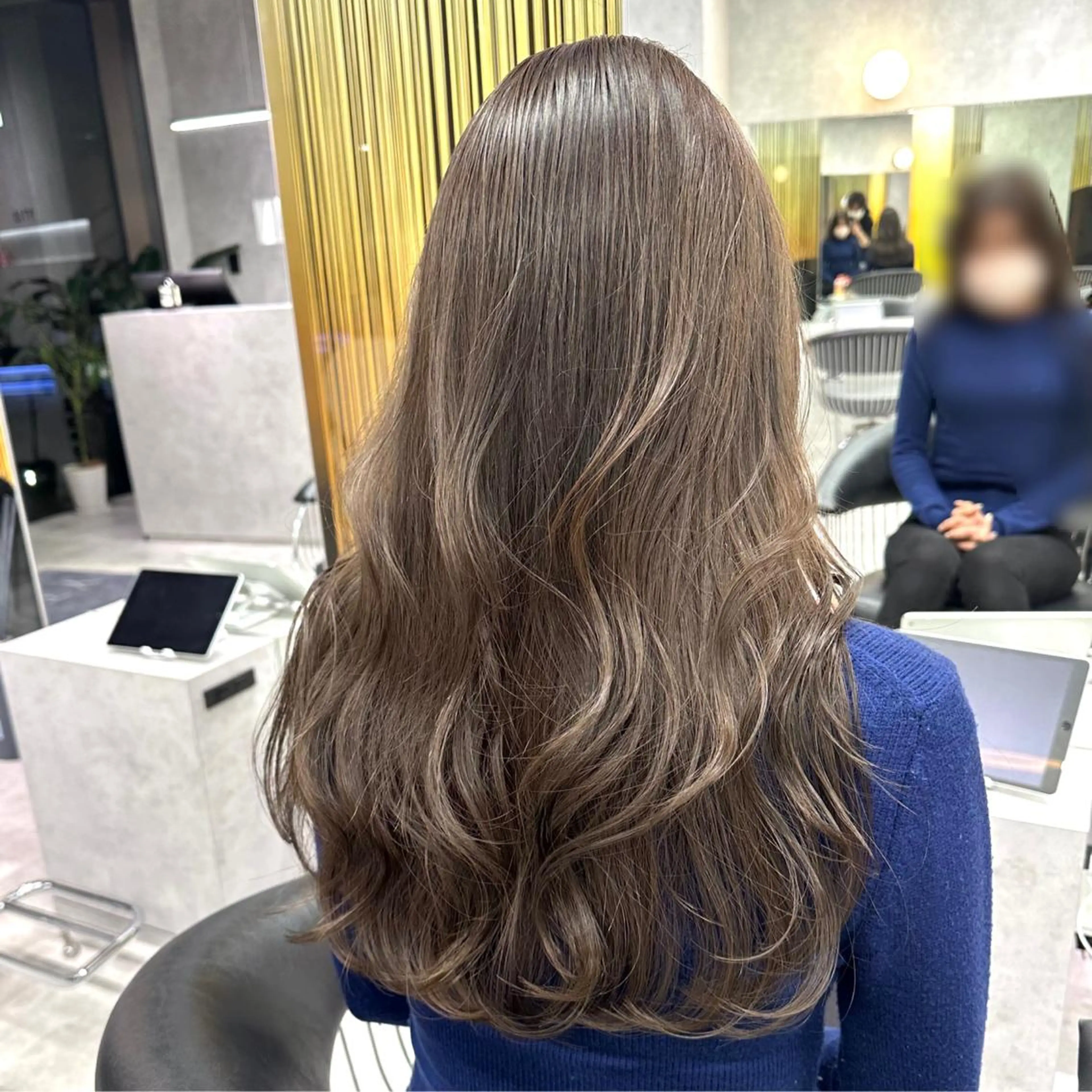 ロング カラー グレージュ レイヤーカット DAIKIベージュ 🍂レイヤーカットのヘアスタイル