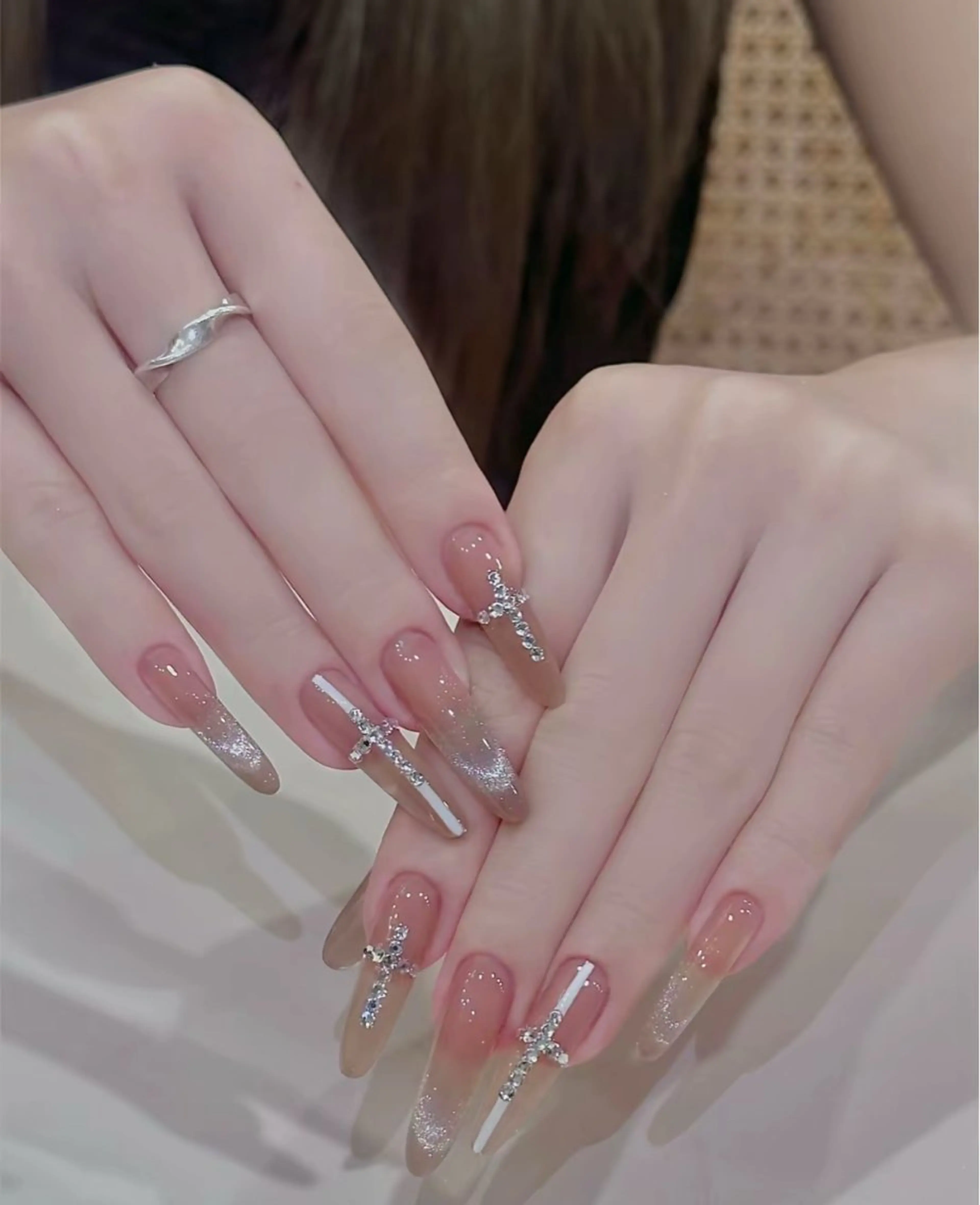 ネイル オーロラネイル クリアネイル フラッシュネイル ジェルネイル グラデーション ハンドネイル Amee Nail Salonのネイルデザイン