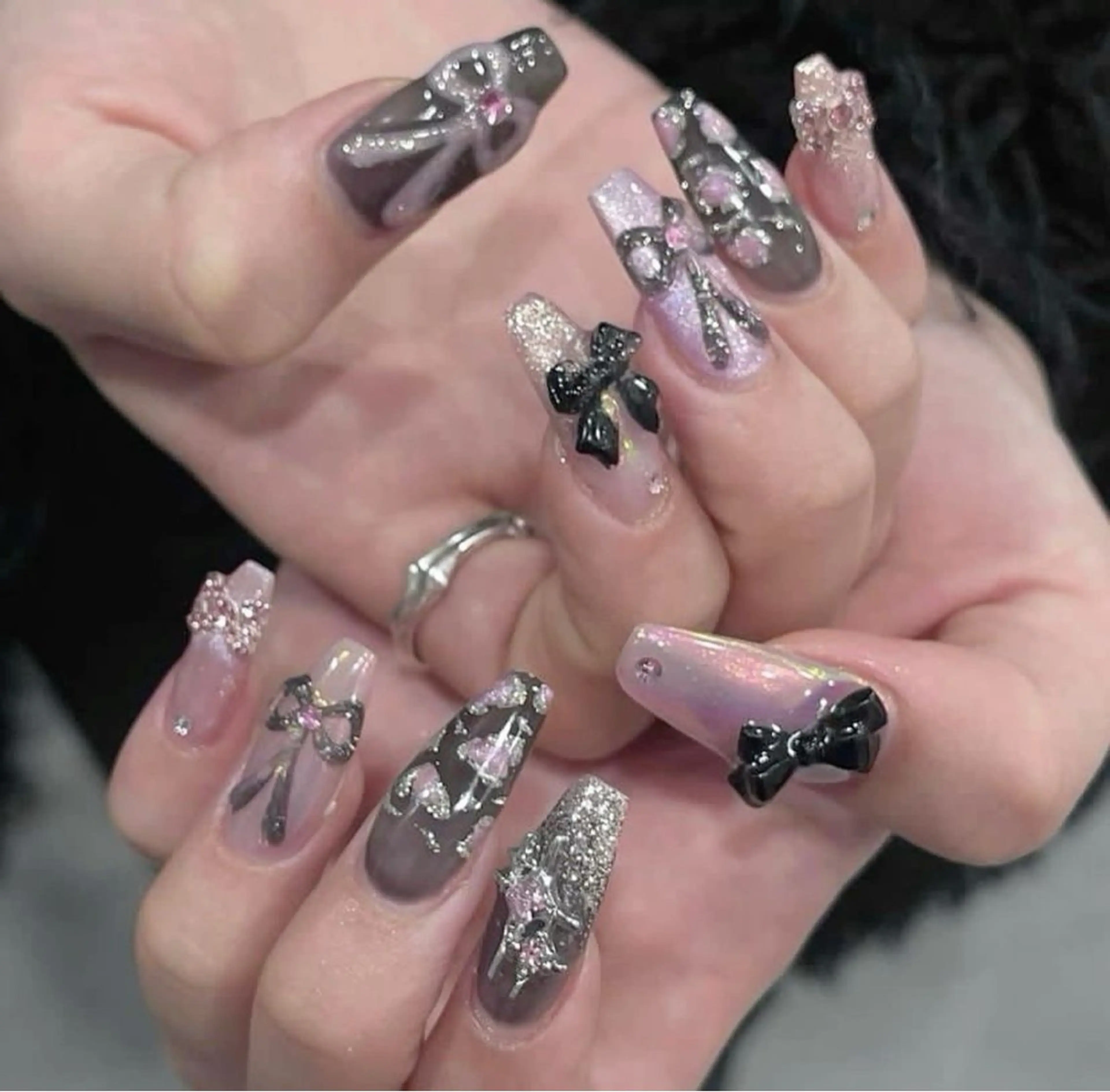 ネイル フレンチネイル ガラスフレンチ グラデーション マグネットネイル ミラーネイル Lee Nailsのネイルデザイン