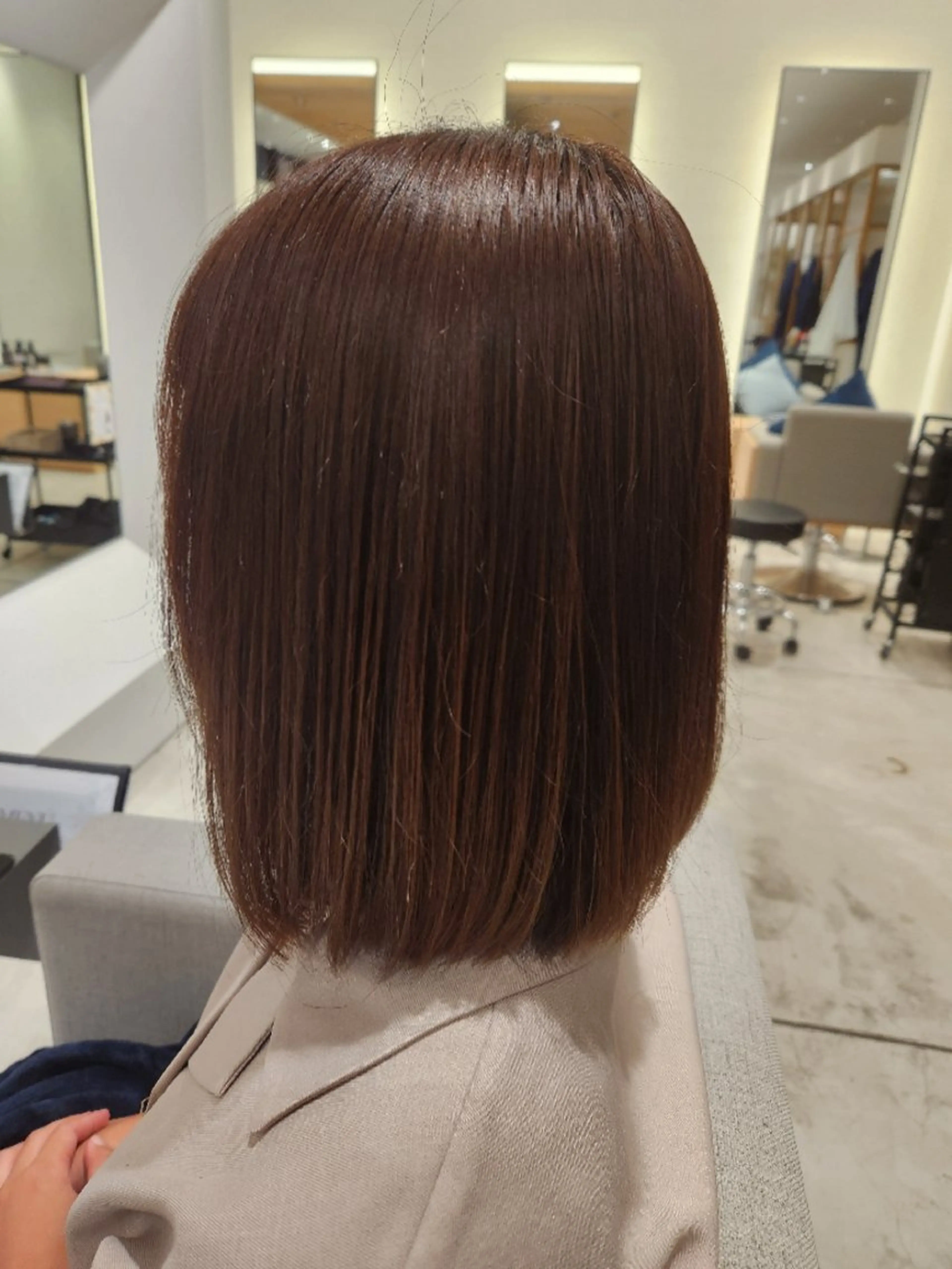 ミディアム カット 💜艶髪カラー💜 🎶富川美希🎶のヘアスタイル