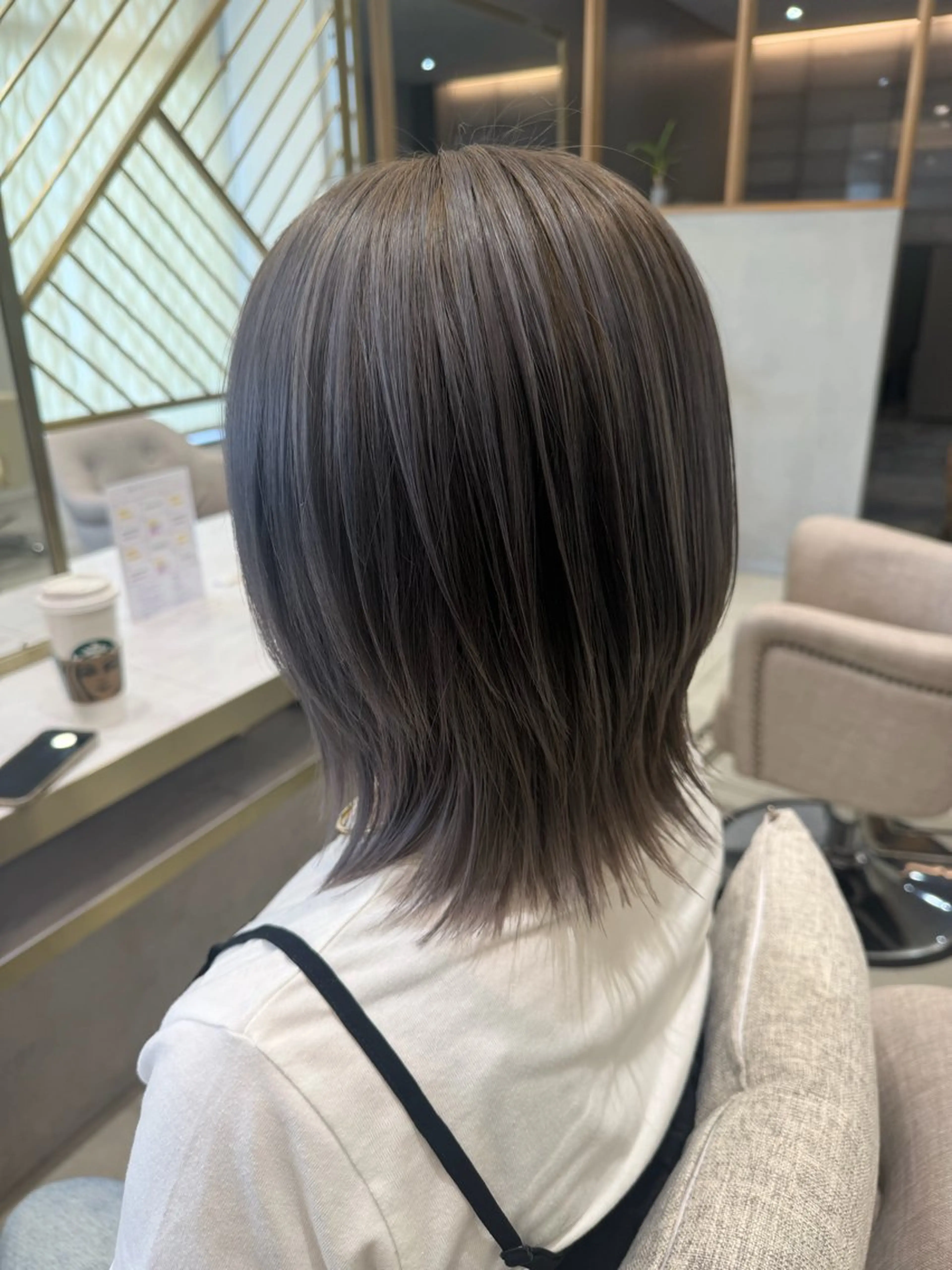 ミディアム カラー バレイヤージュ ブリーチ ブルーカラー ダブルカラー グレージュ ヘアカラー 渡辺　亮/ 白髪ぼかし/髪質改善のヘアスタイル