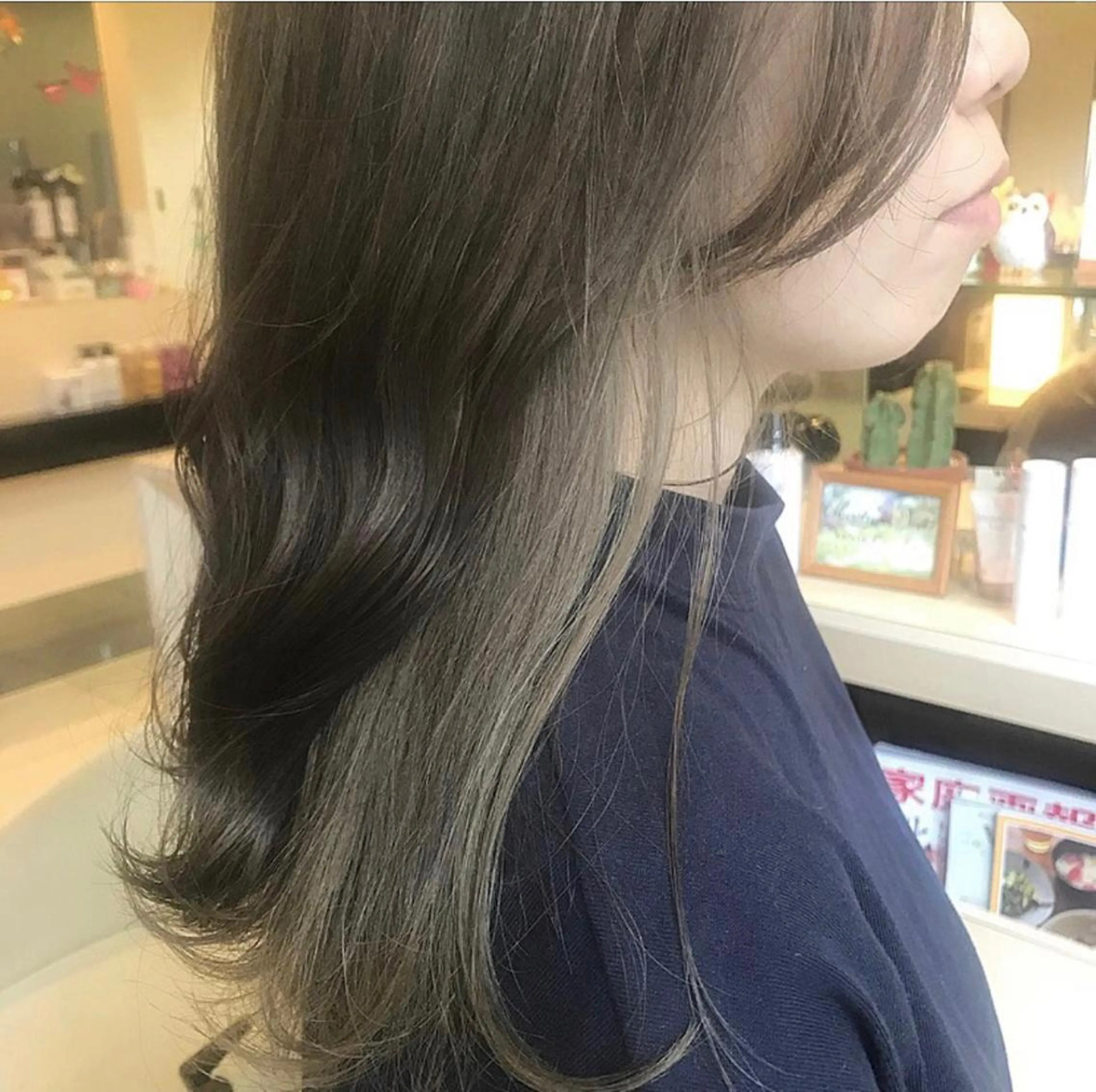 ロング カラー 滝本 里実のヘアスタイル