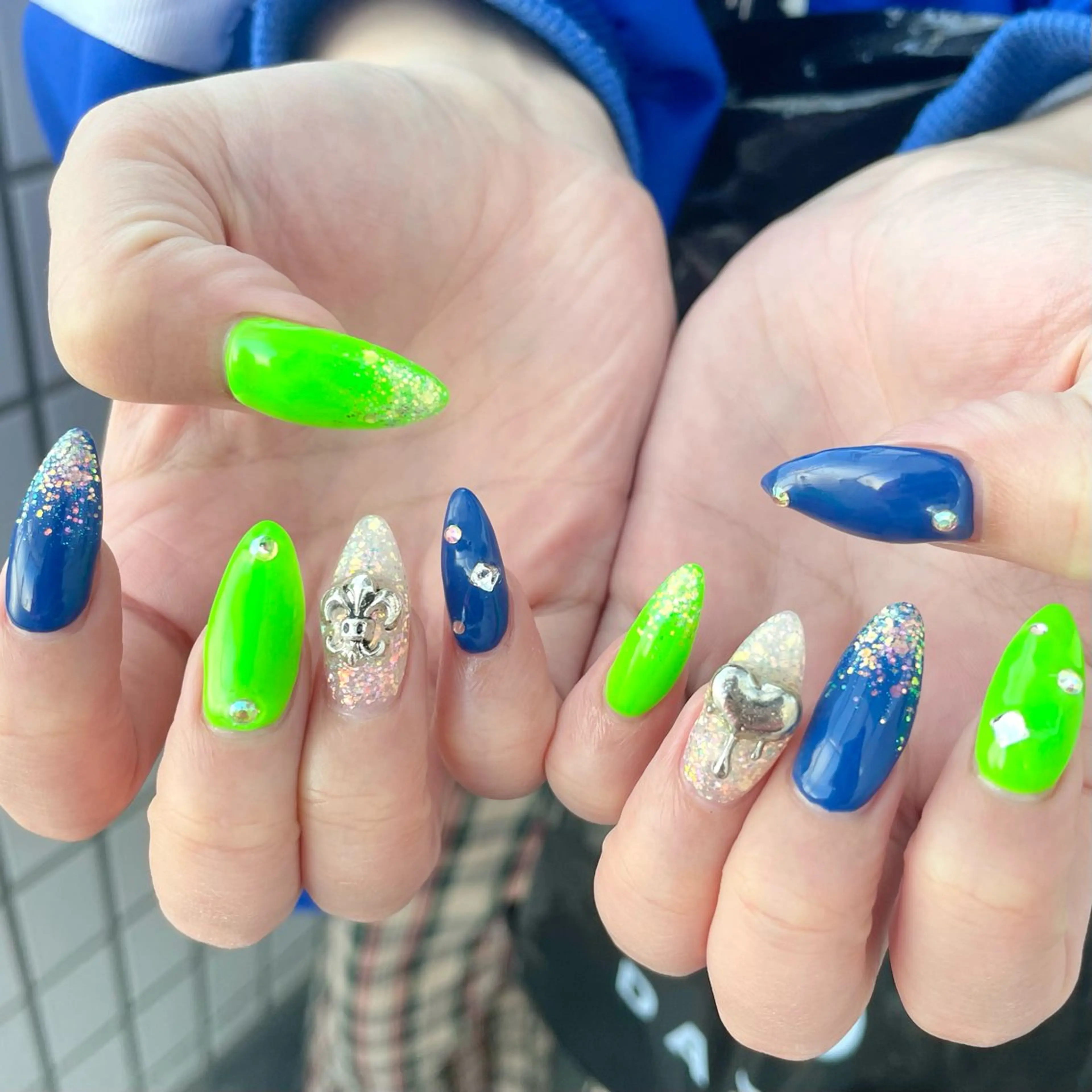 ネイル Nail ヌシん家 AKANEのネイルデザイン