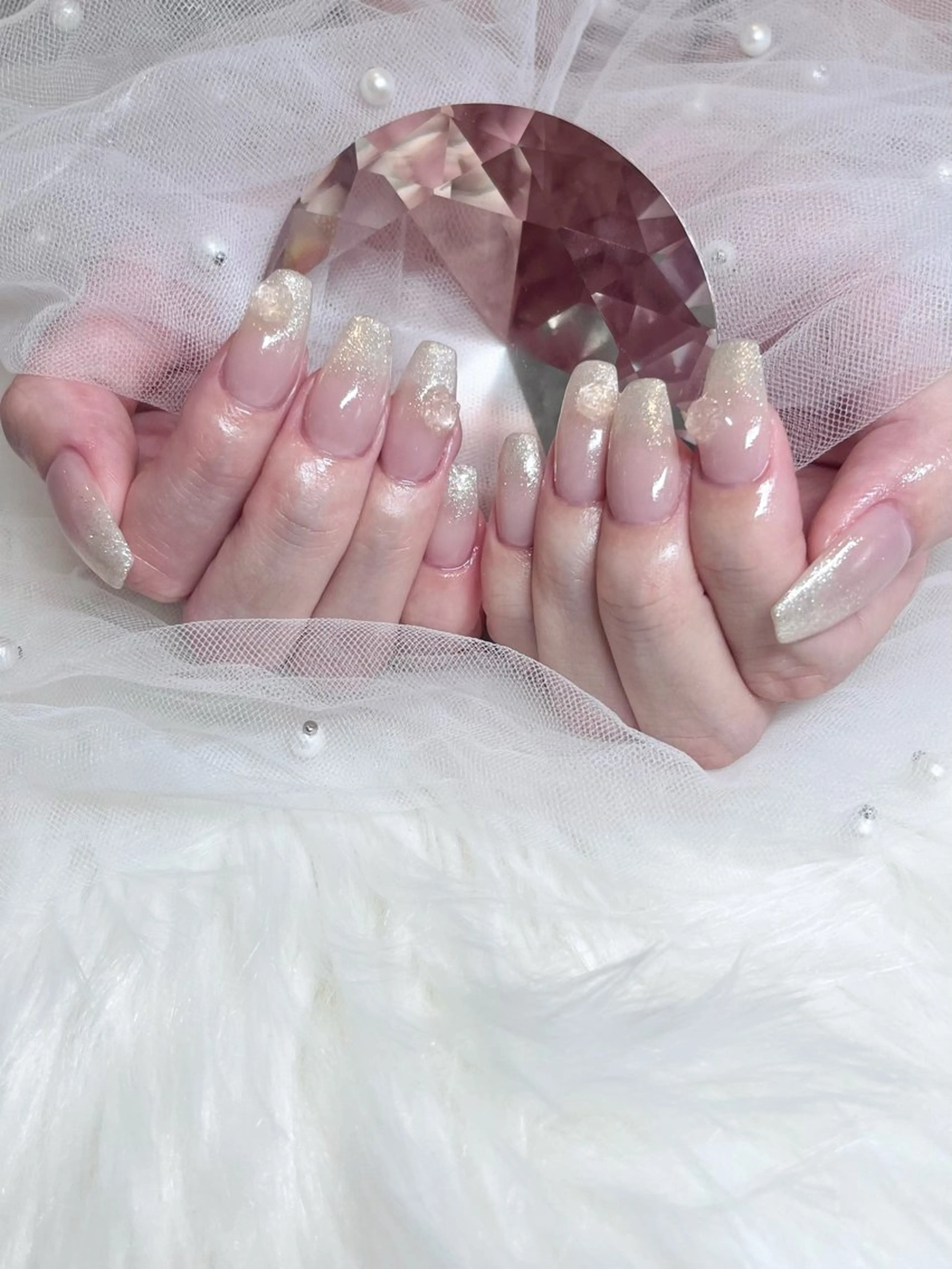 ネイル Lunasis/ Kiraraのネイルデザイン