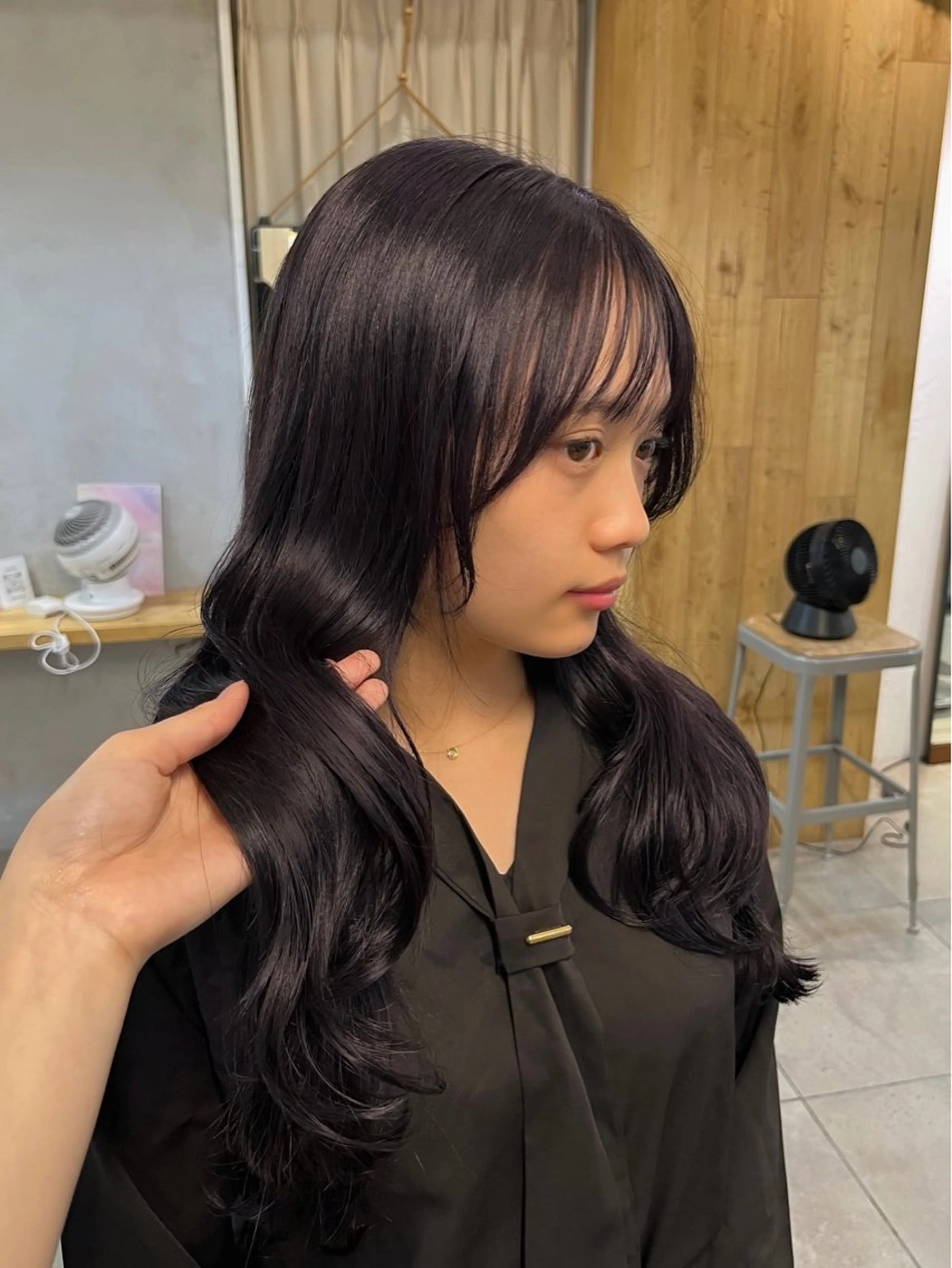 ロング カラー 透明感カラー lomalia ayuのヘアスタイル
